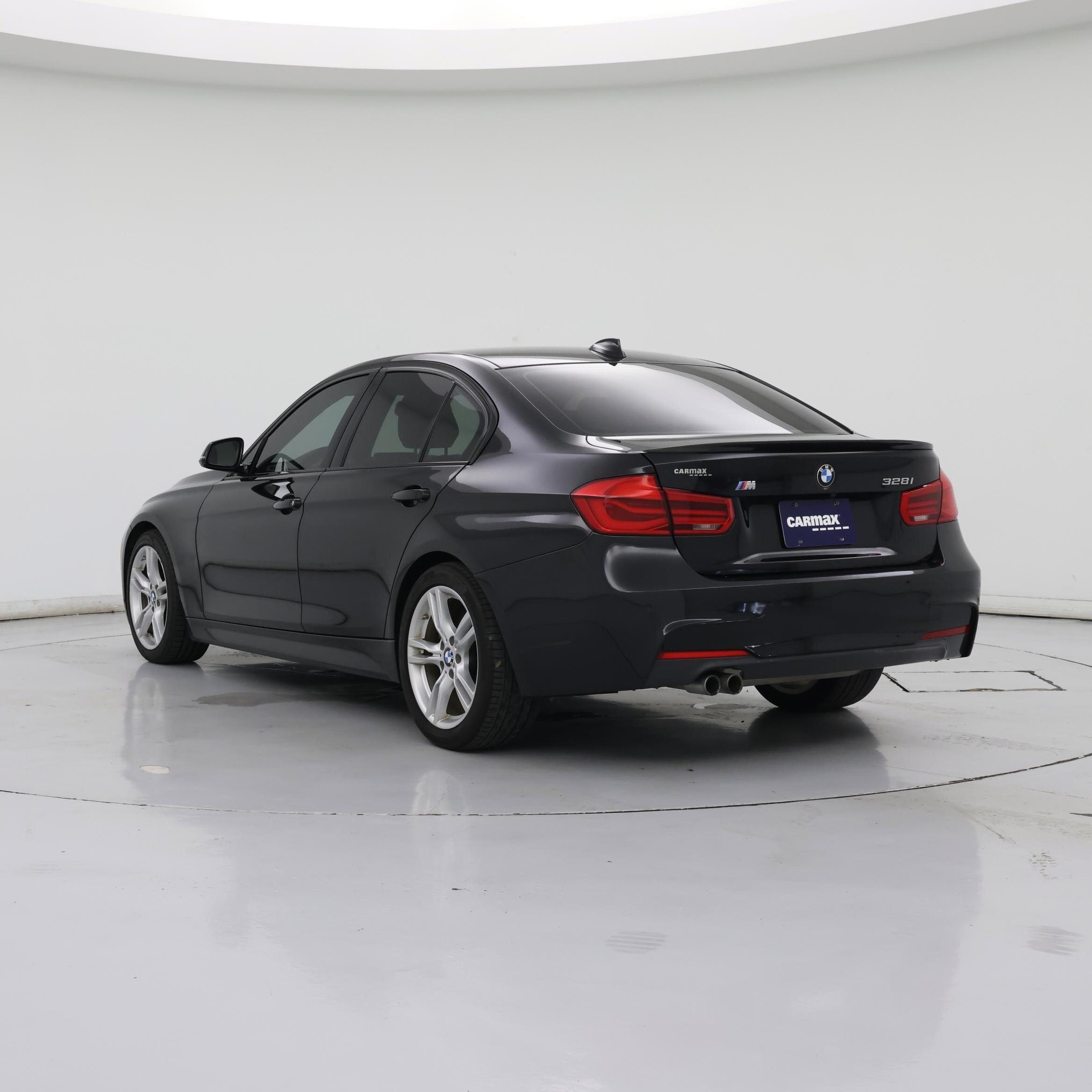 Thumbnail: 2016 BMW 3 Series - 2