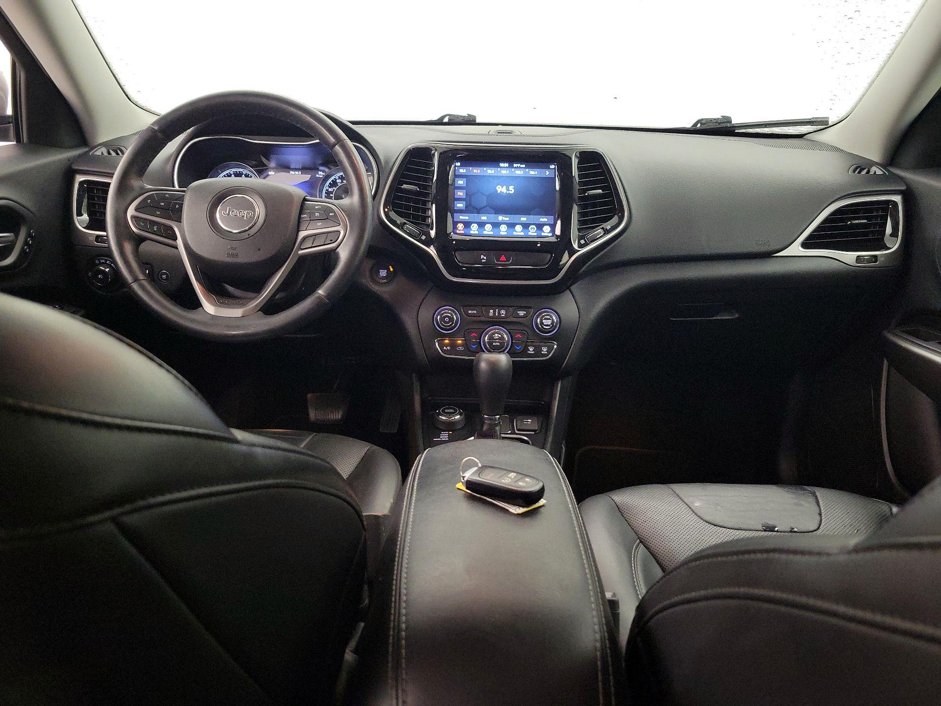 Thumbnail: 2019 Jeep Cherokee - 9