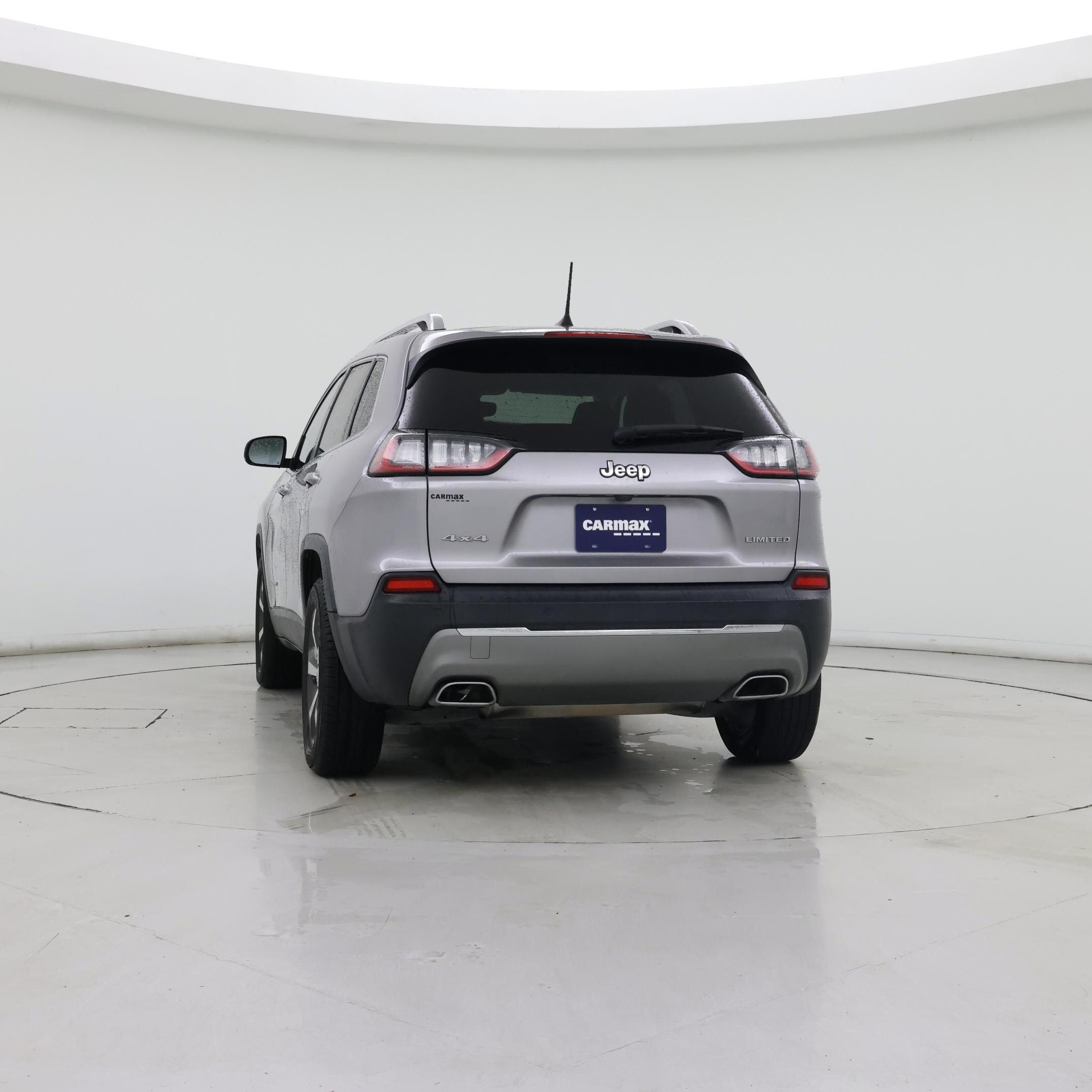 Thumbnail: 2019 Jeep Cherokee - 6