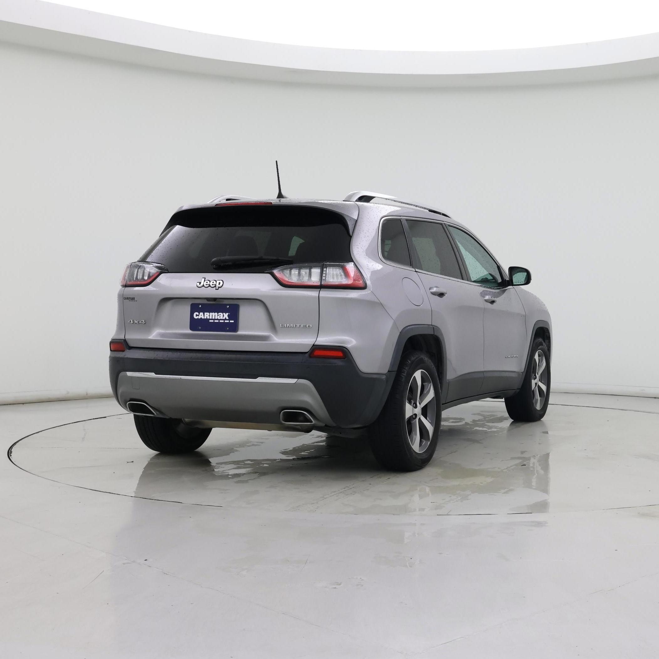 Thumbnail: 2019 Jeep Cherokee - 8