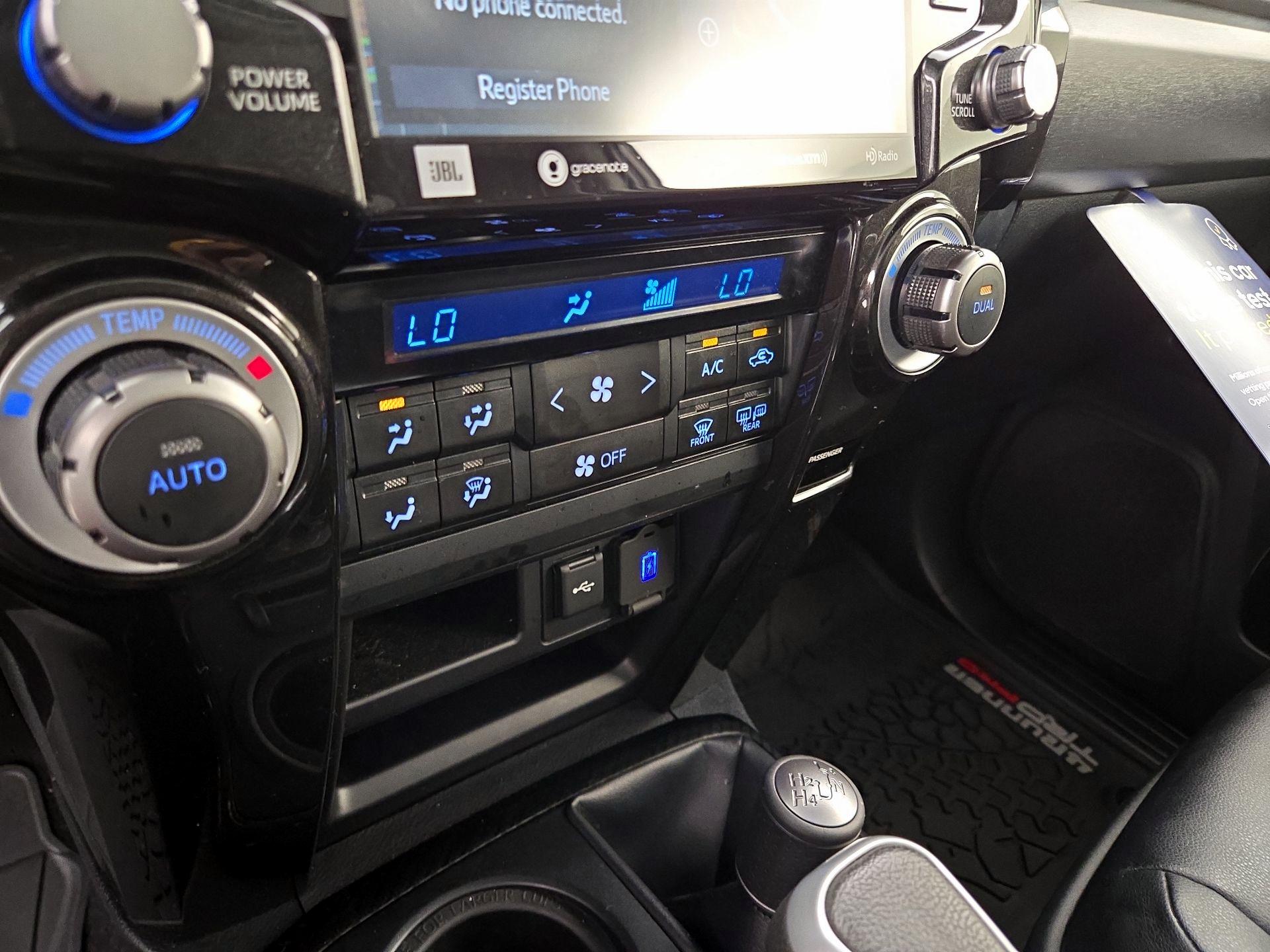 Thumbnail: 2024 Toyota 4Runner - 17