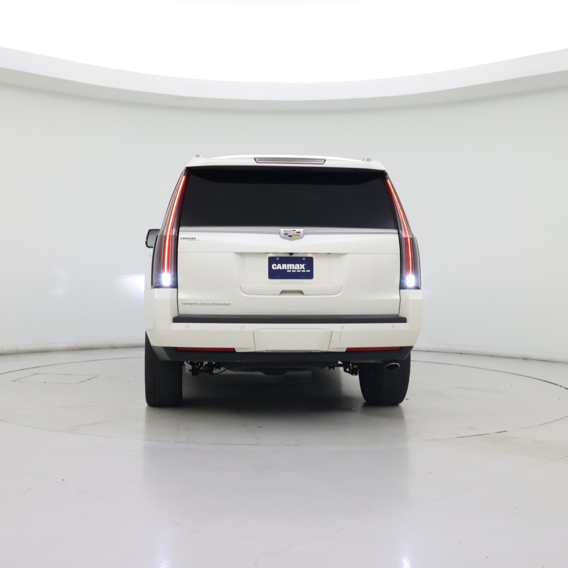 Thumbnail: 2015 Cadillac Escalade - 6