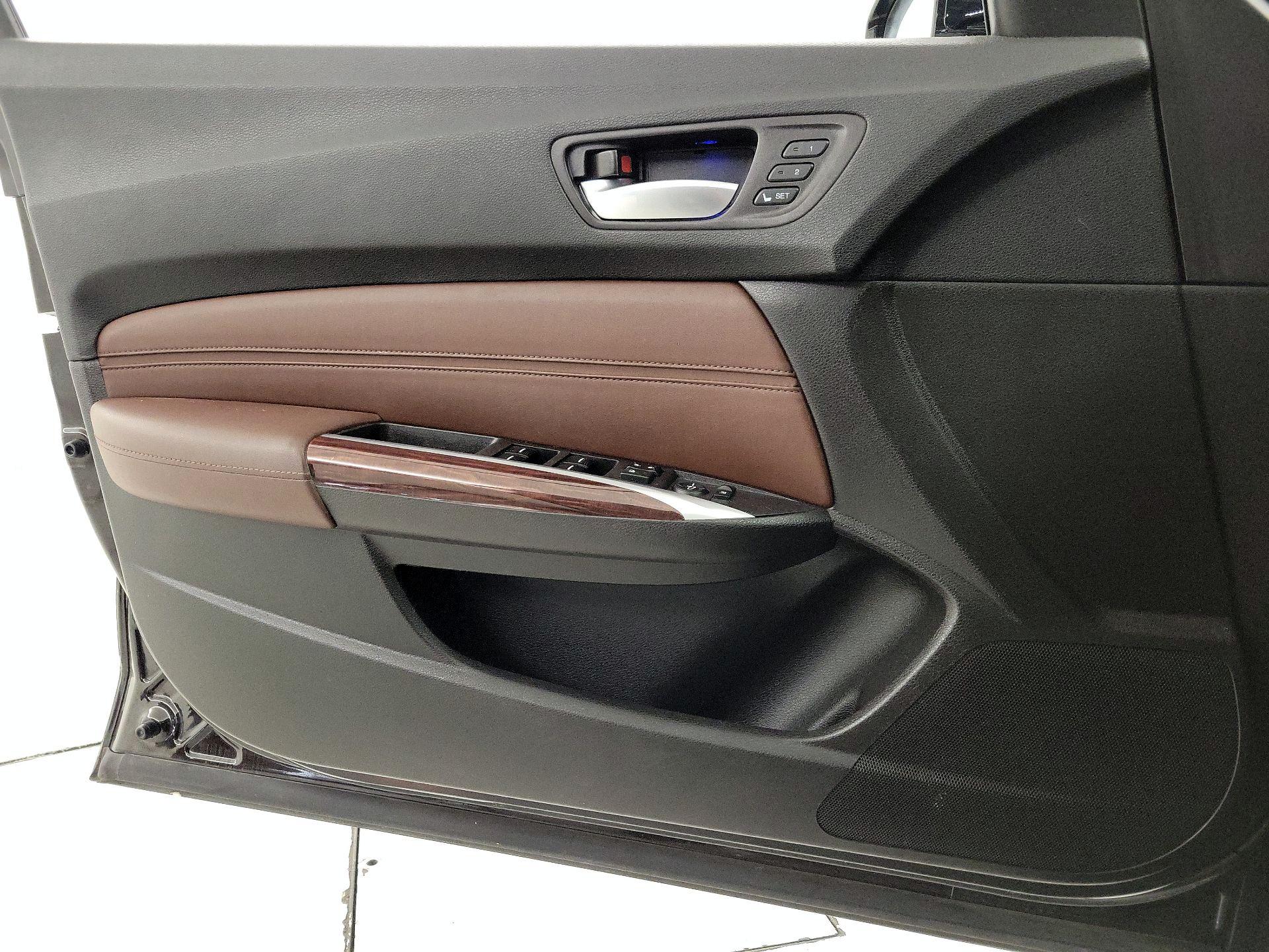Thumbnail: 2016 Acura TLX - 12