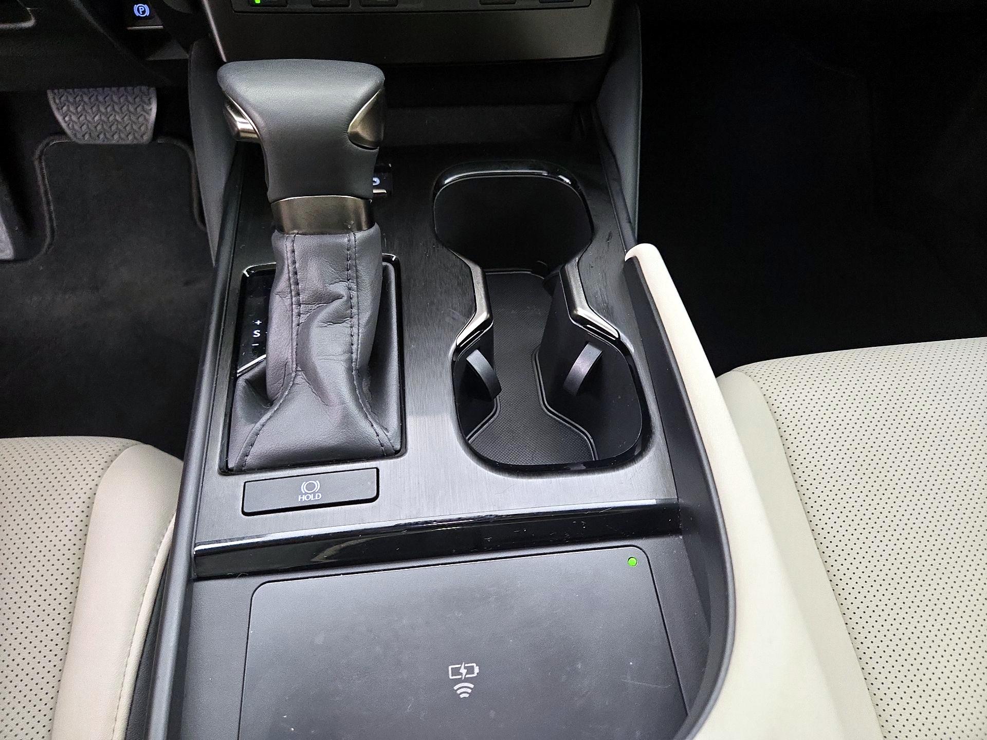 Thumbnail: 2024 Lexus ES - 16
