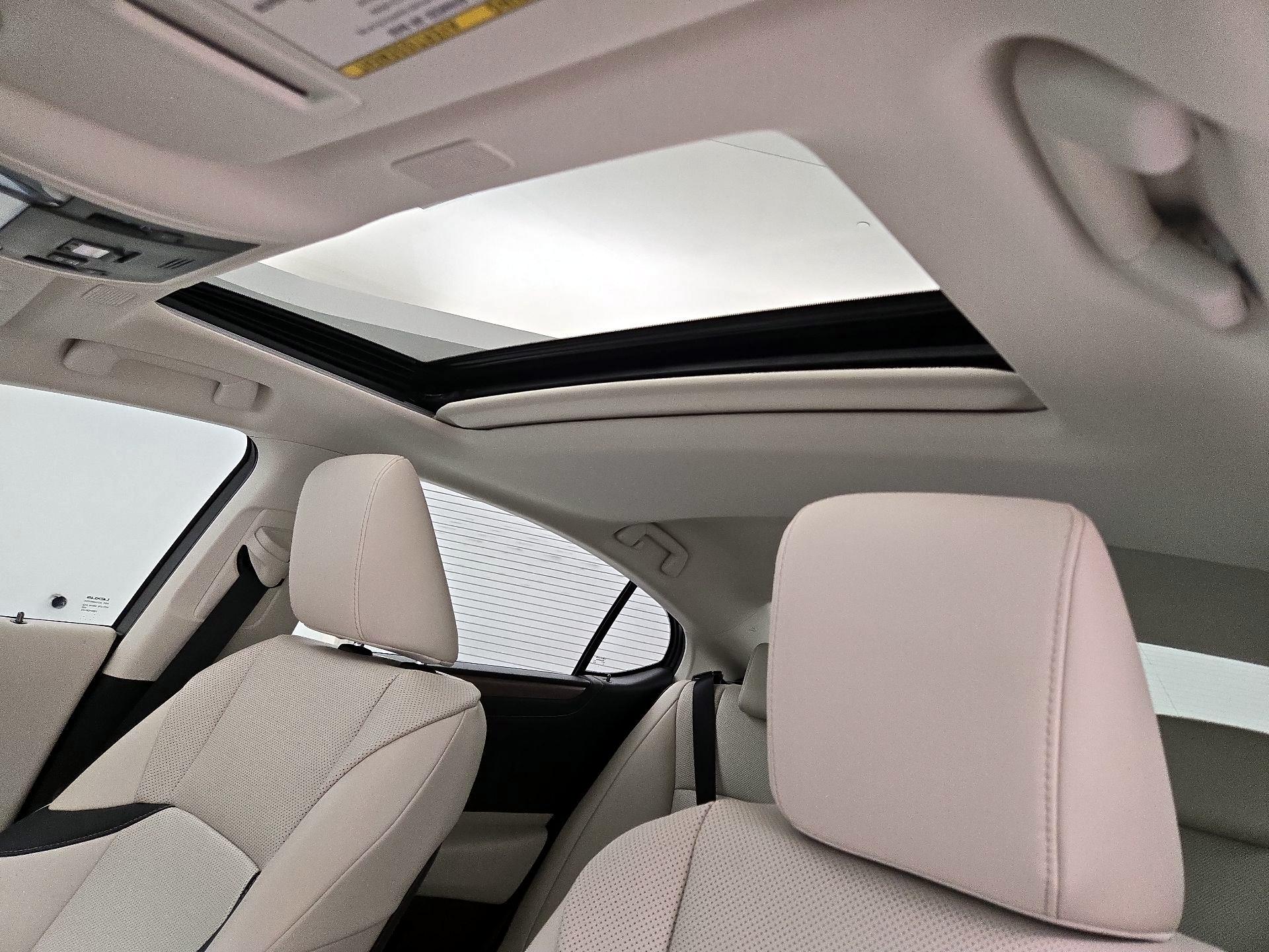 Thumbnail: 2024 Lexus ES - 18