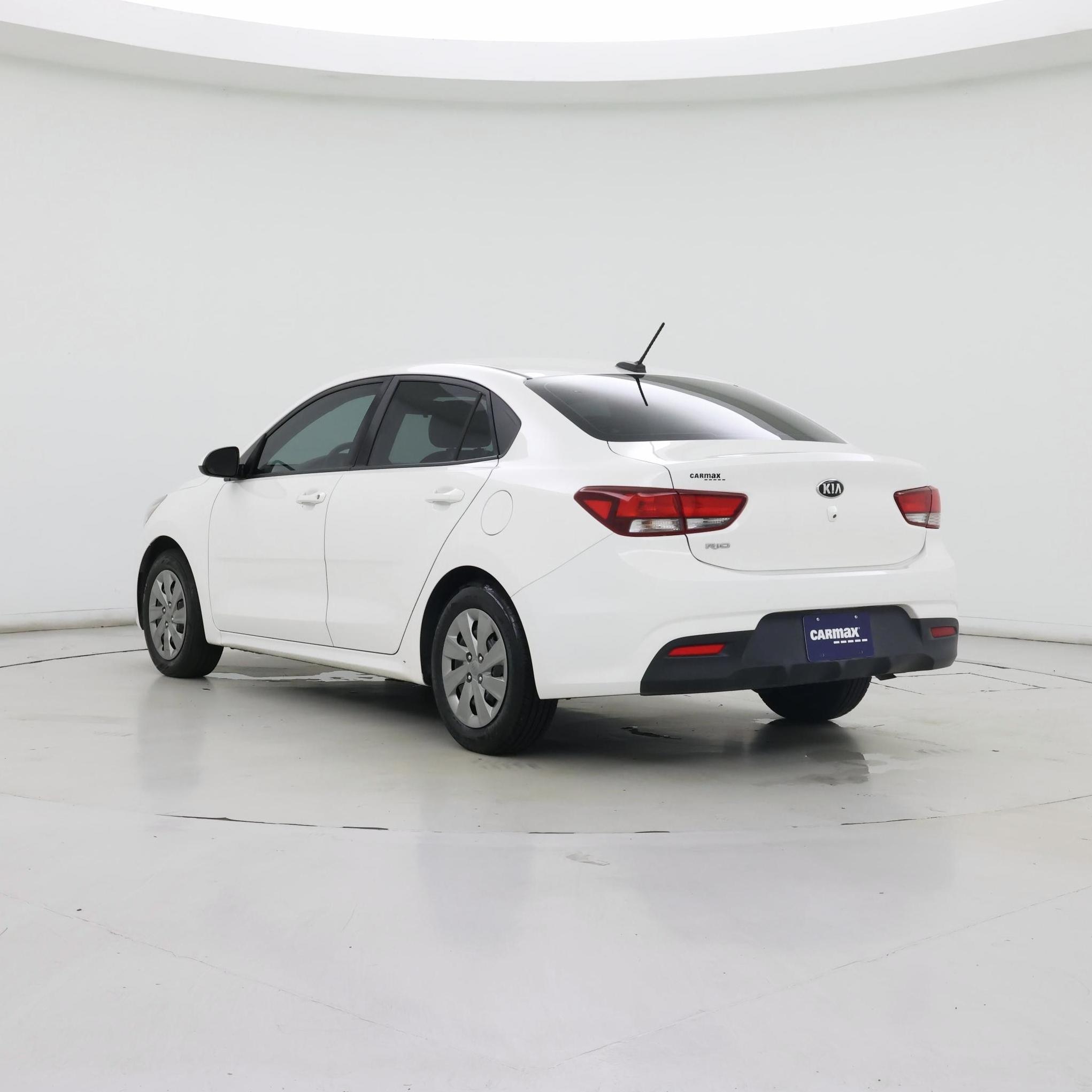 Thumbnail: 2020 Kia Rio - 2