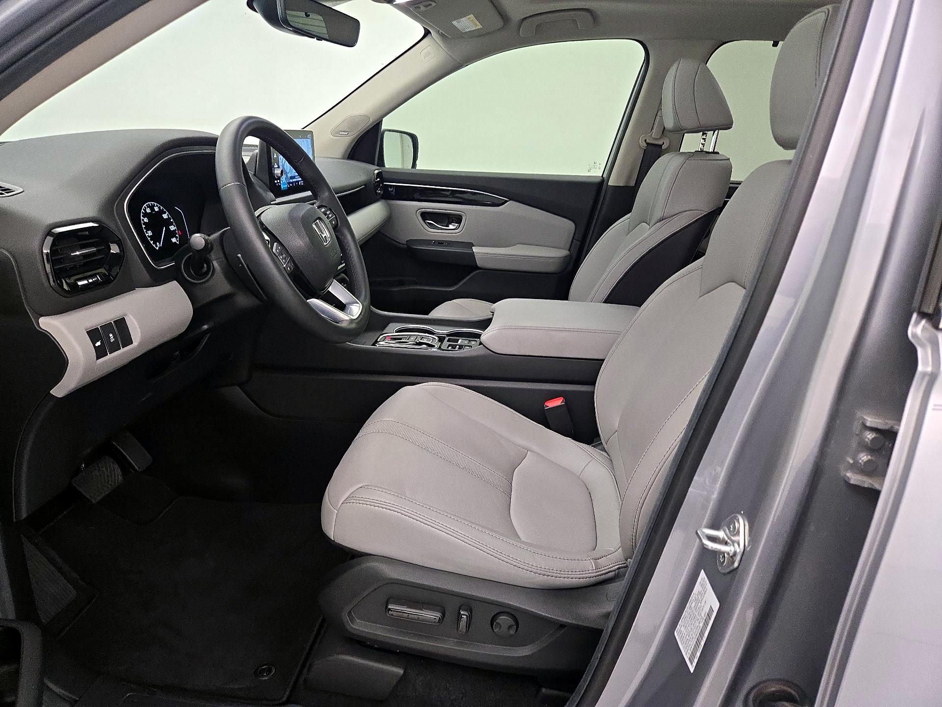 Thumbnail: 2025 Honda Pilot - 11