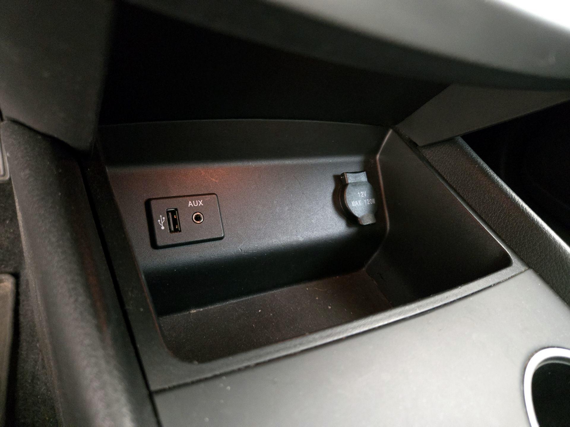 Thumbnail: 2016 Nissan Altima - 18