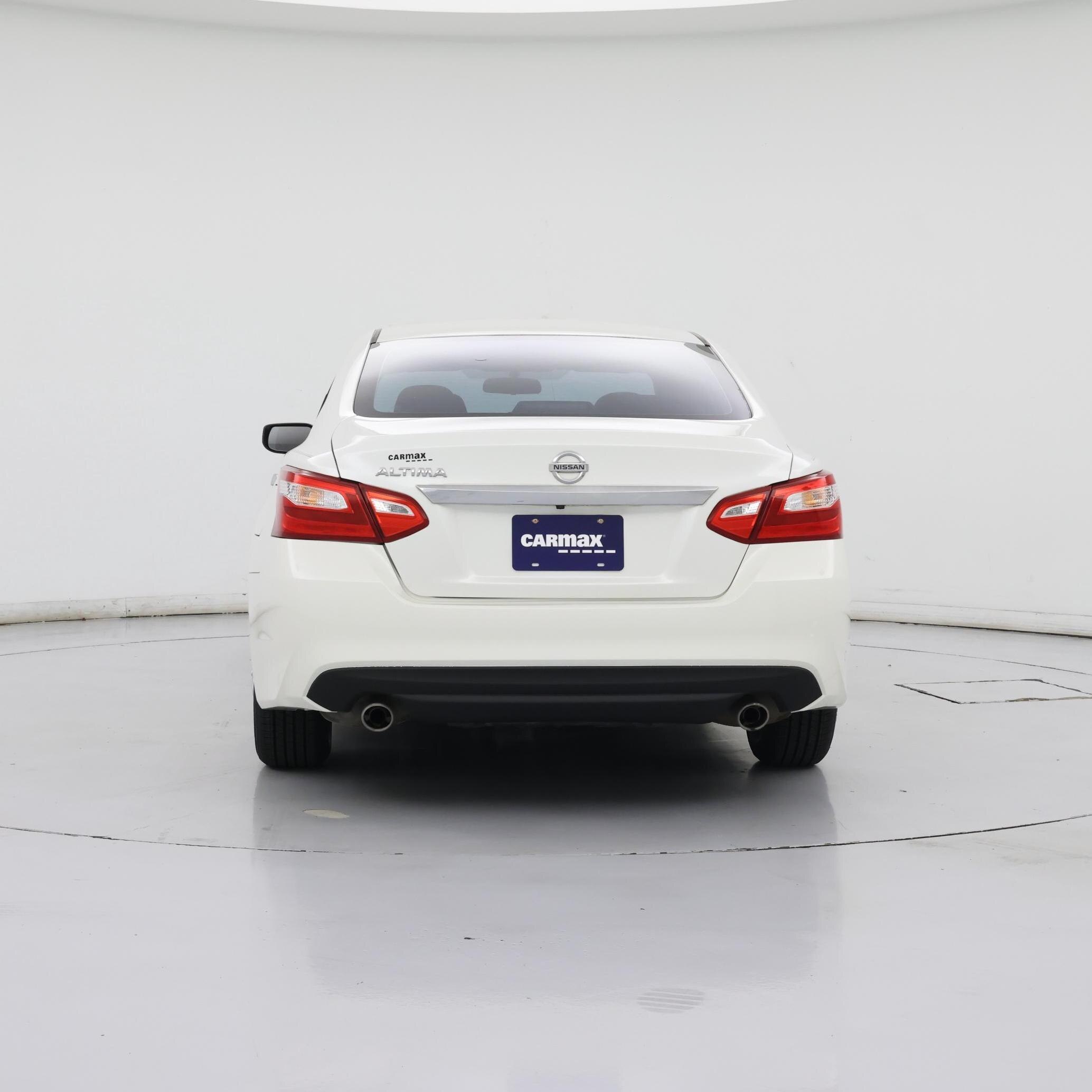 Thumbnail: 2016 Nissan Altima - 6