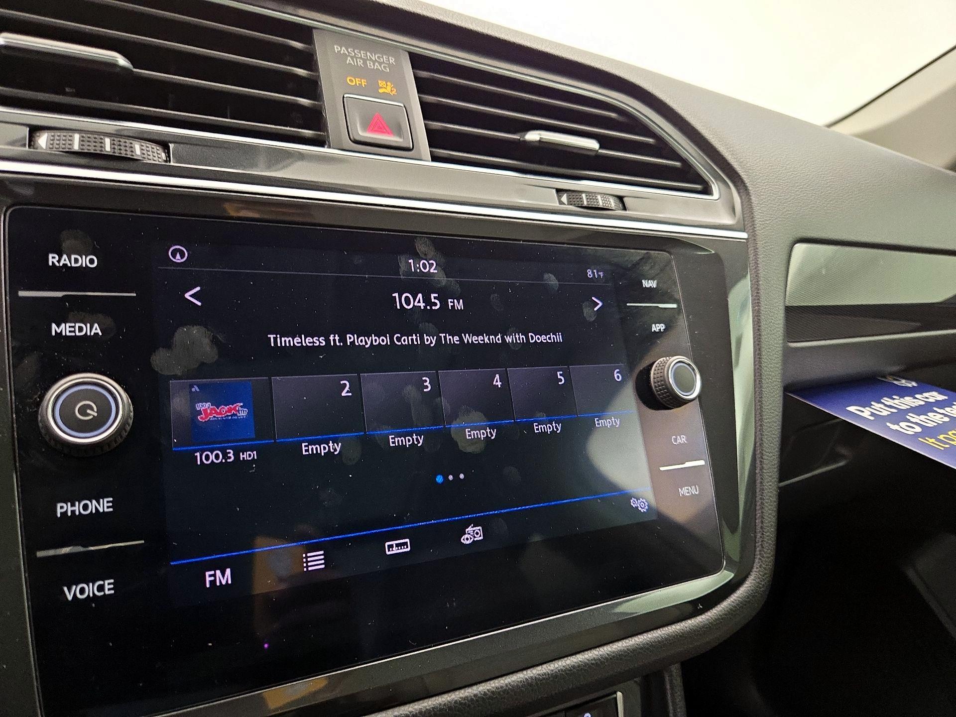 Thumbnail: 2018 Volkswagen Tiguan - 15