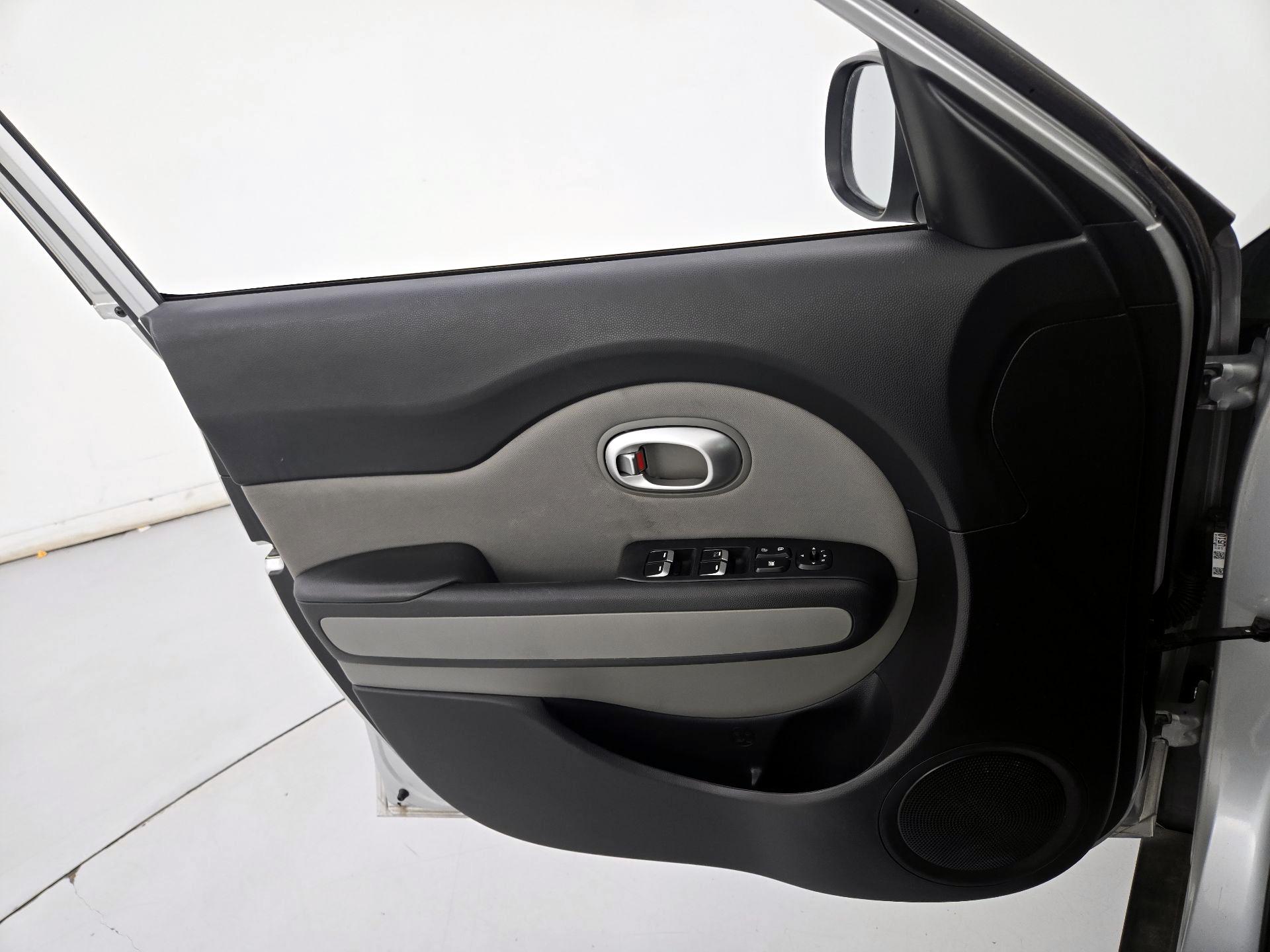 Thumbnail: 2019 Kia Soul - 12