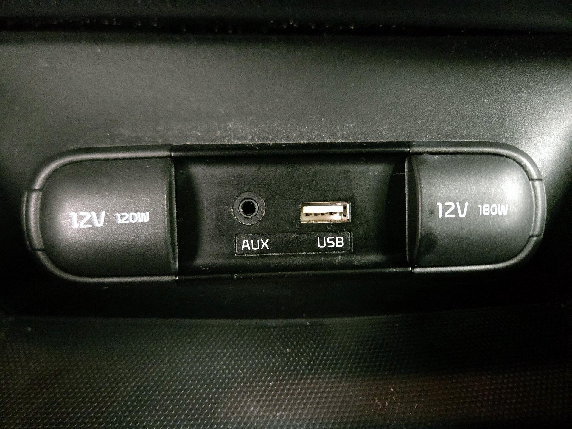 Thumbnail: 2019 Kia Soul - 18
