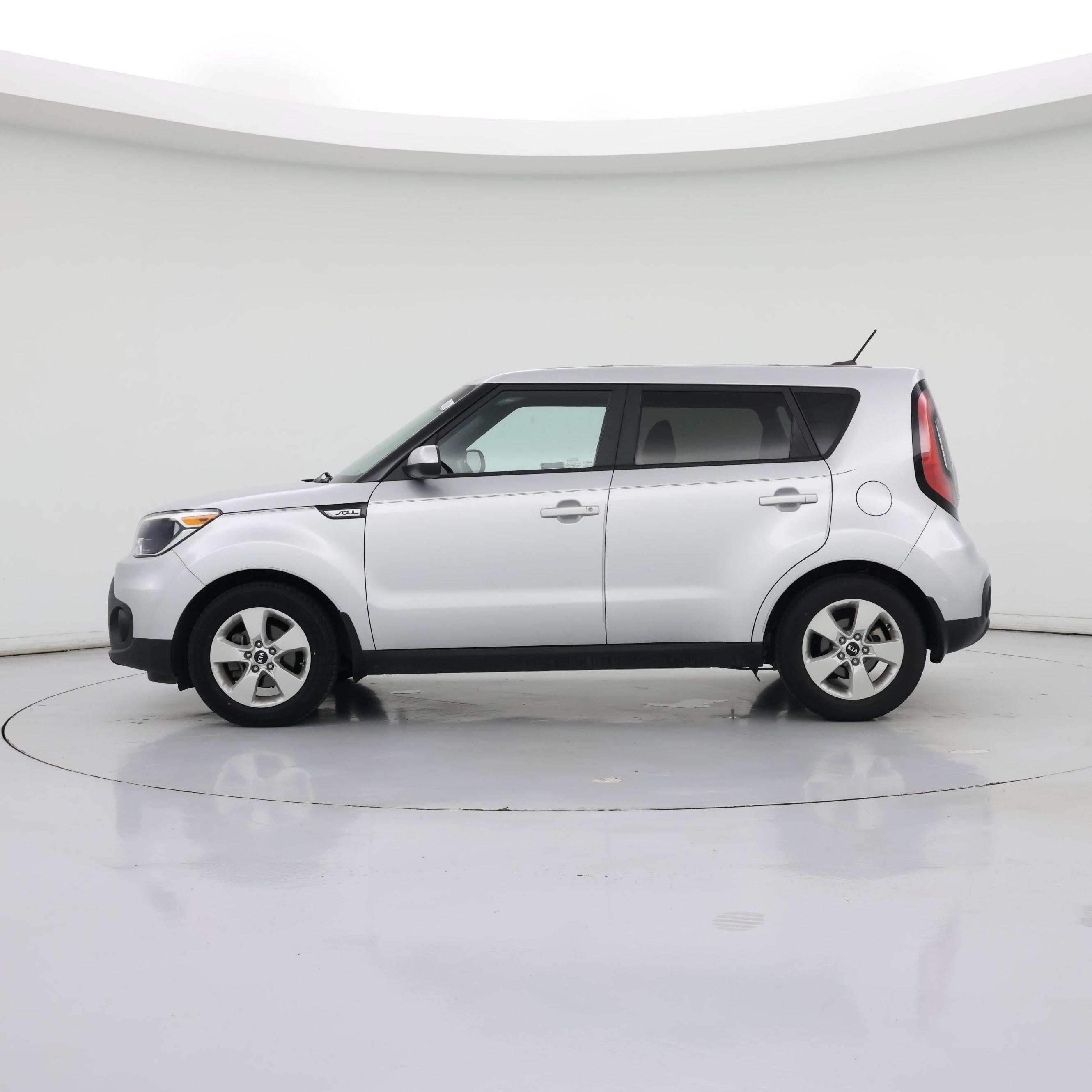 Thumbnail: 2019 Kia Soul - 3