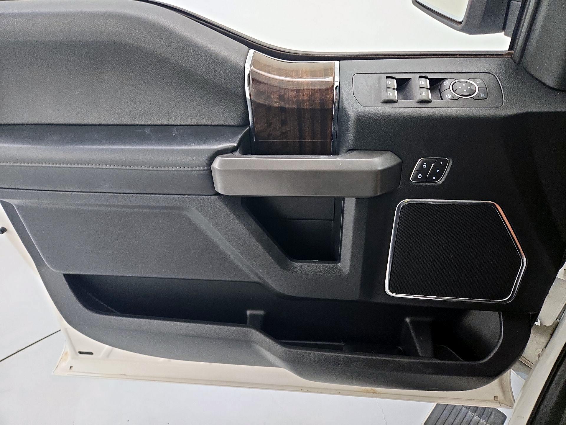Thumbnail: 2015 Ford F-150 - 12