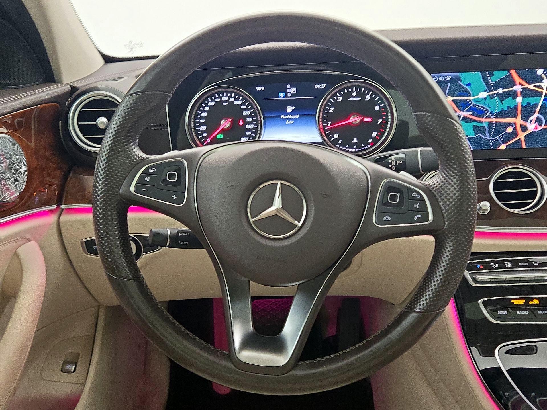Thumbnail: 2017 Mercedes-Benz E-Class - 10