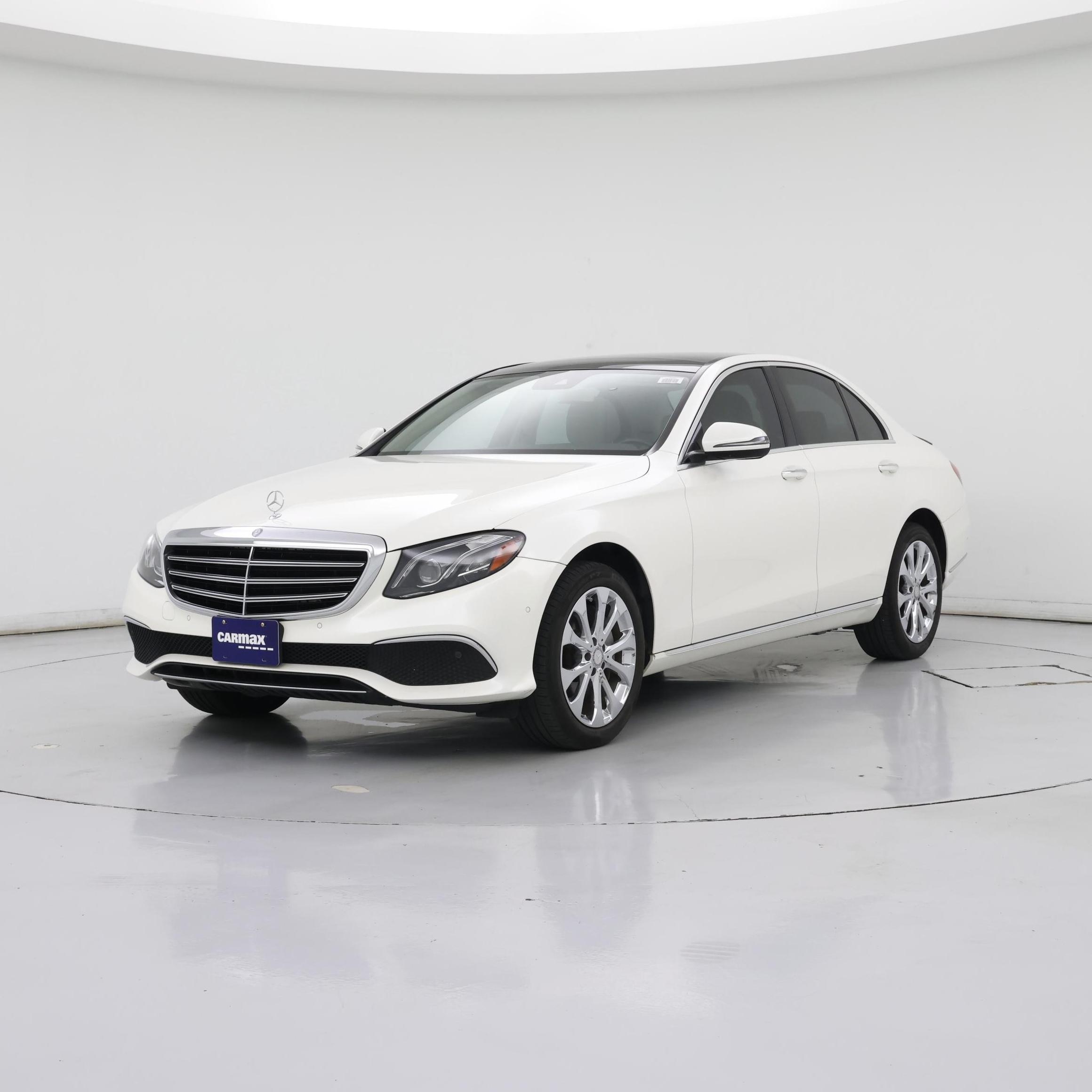 Thumbnail: 2017 Mercedes-Benz E-Class - 4
