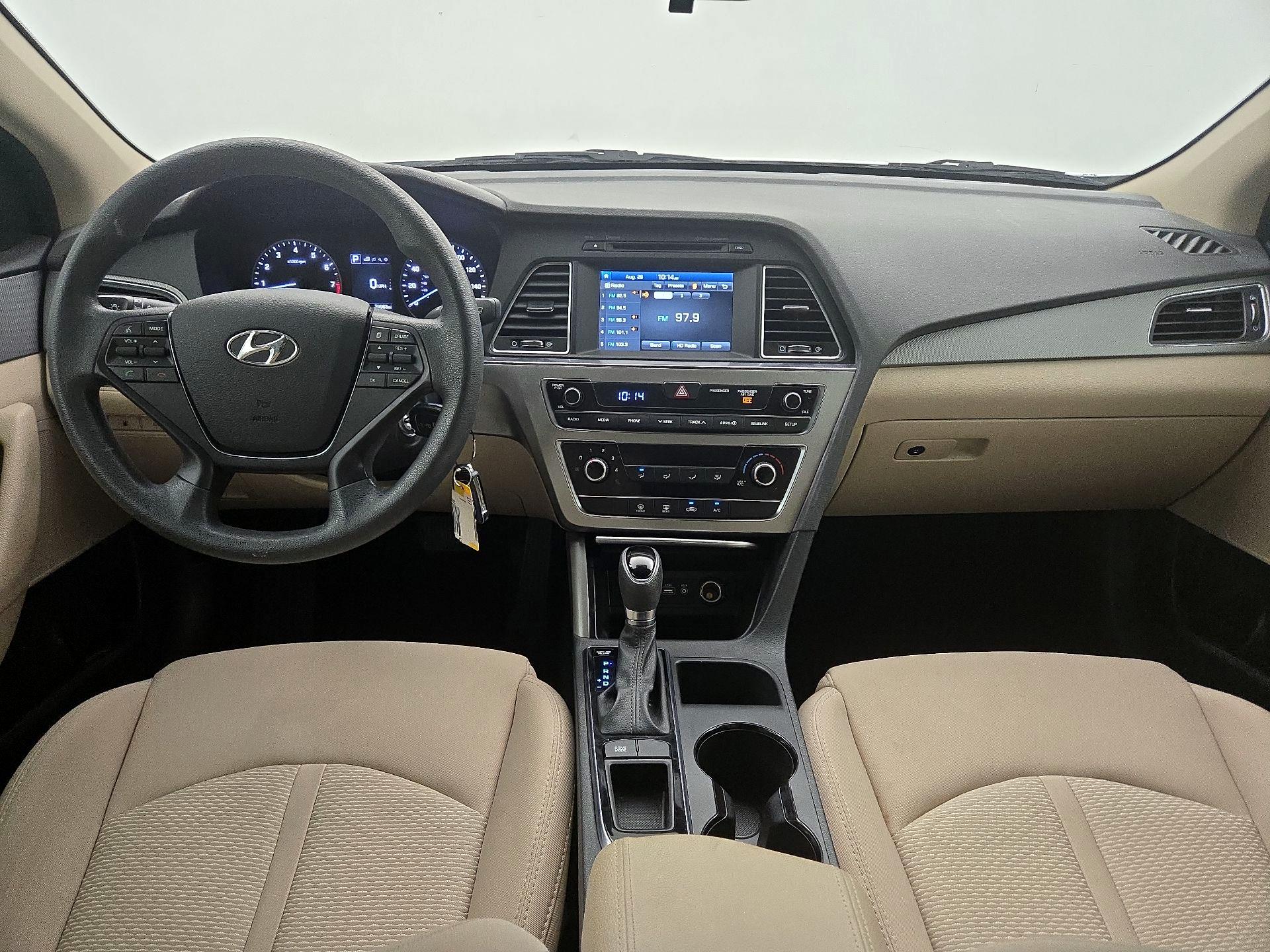 Thumbnail: 2016 Hyundai Sonata - 9