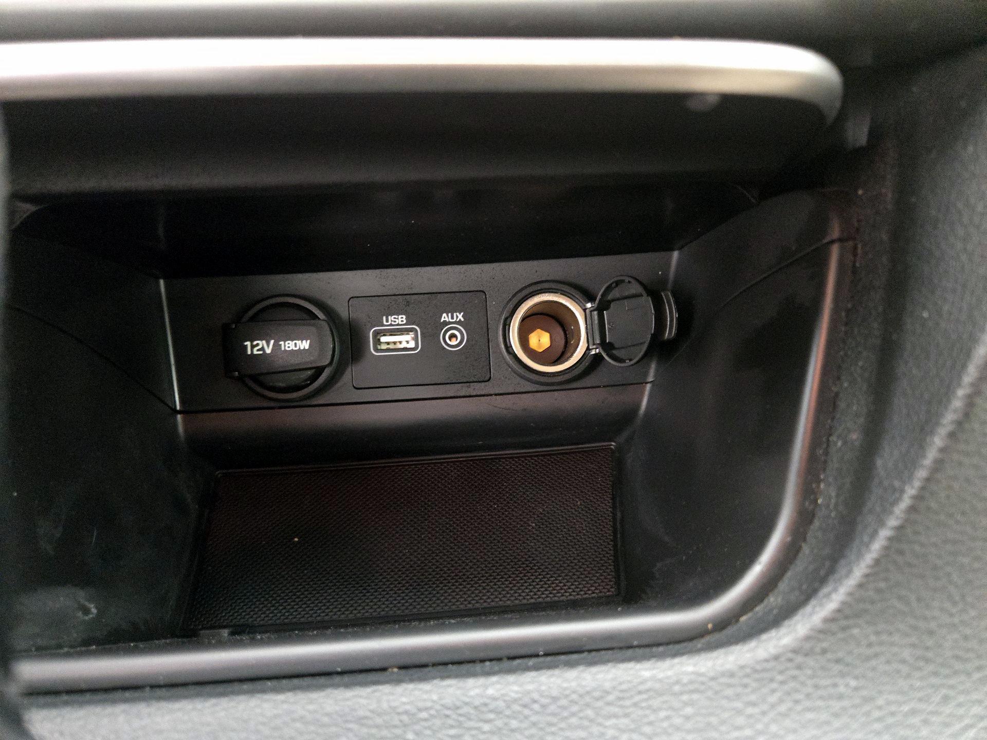 Thumbnail: 2016 Hyundai Sonata - 18