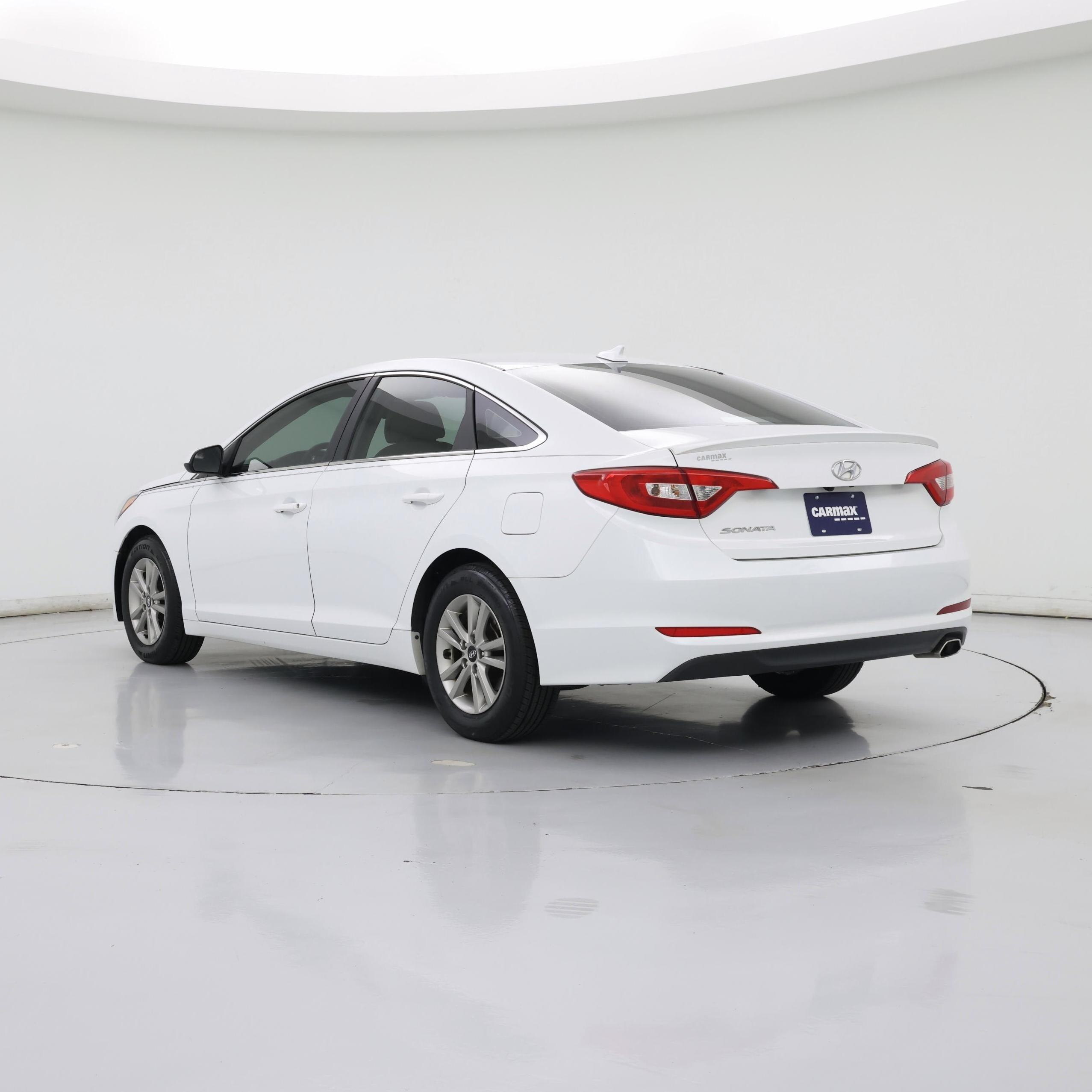 Thumbnail: 2016 Hyundai Sonata - 2