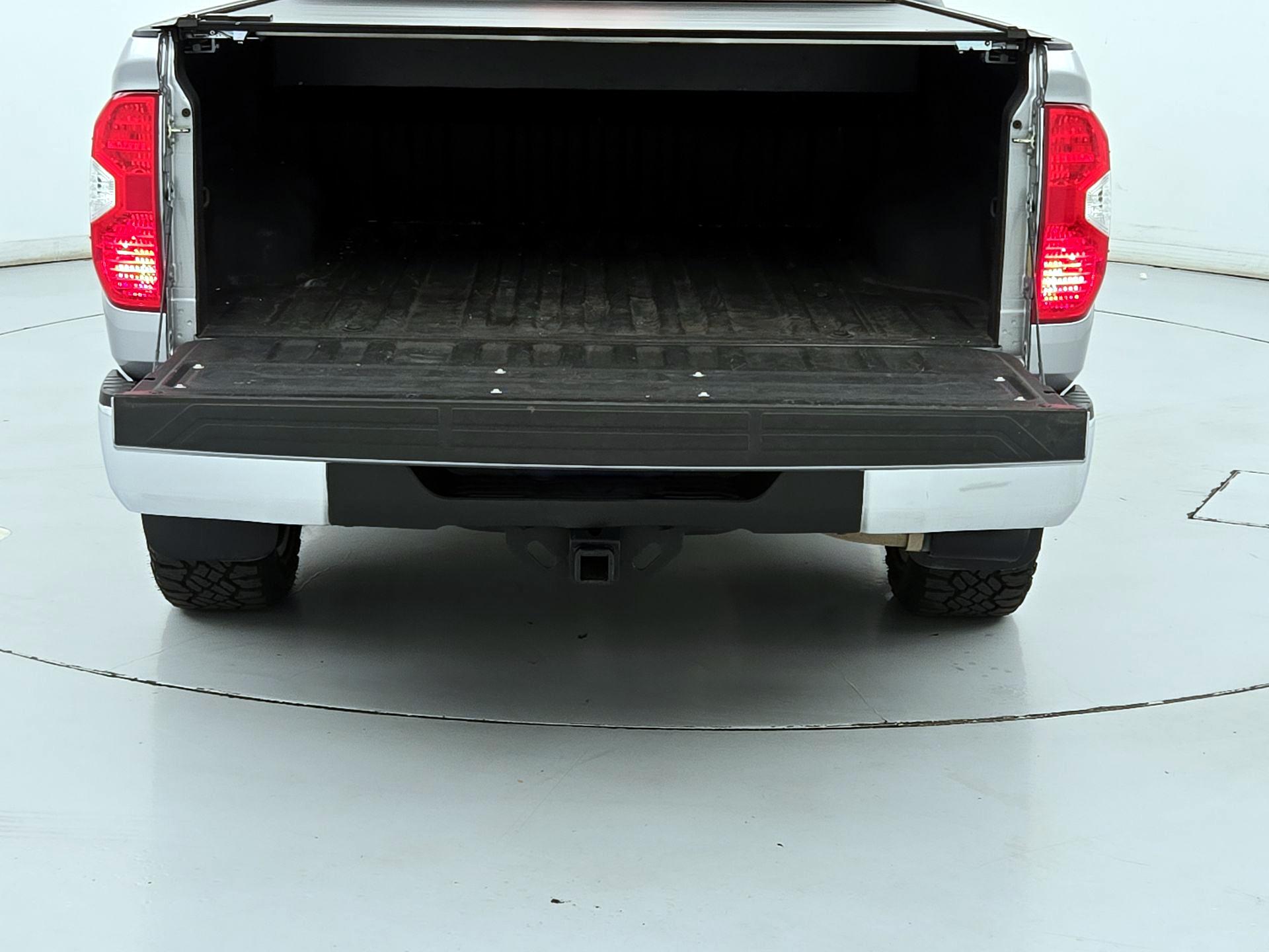 Thumbnail: 2020 Toyota Tundra - 20