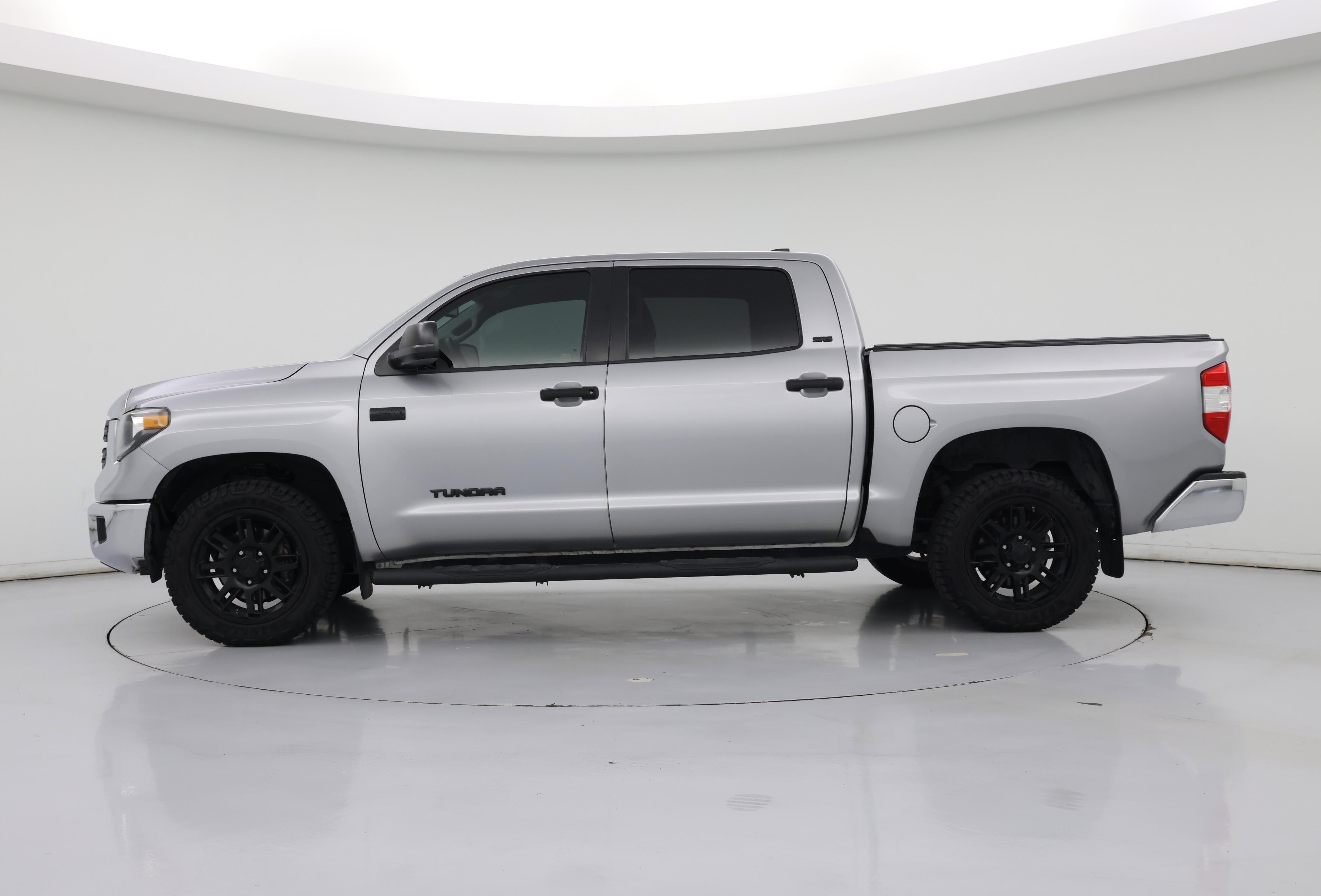 Thumbnail: 2020 Toyota Tundra - 3