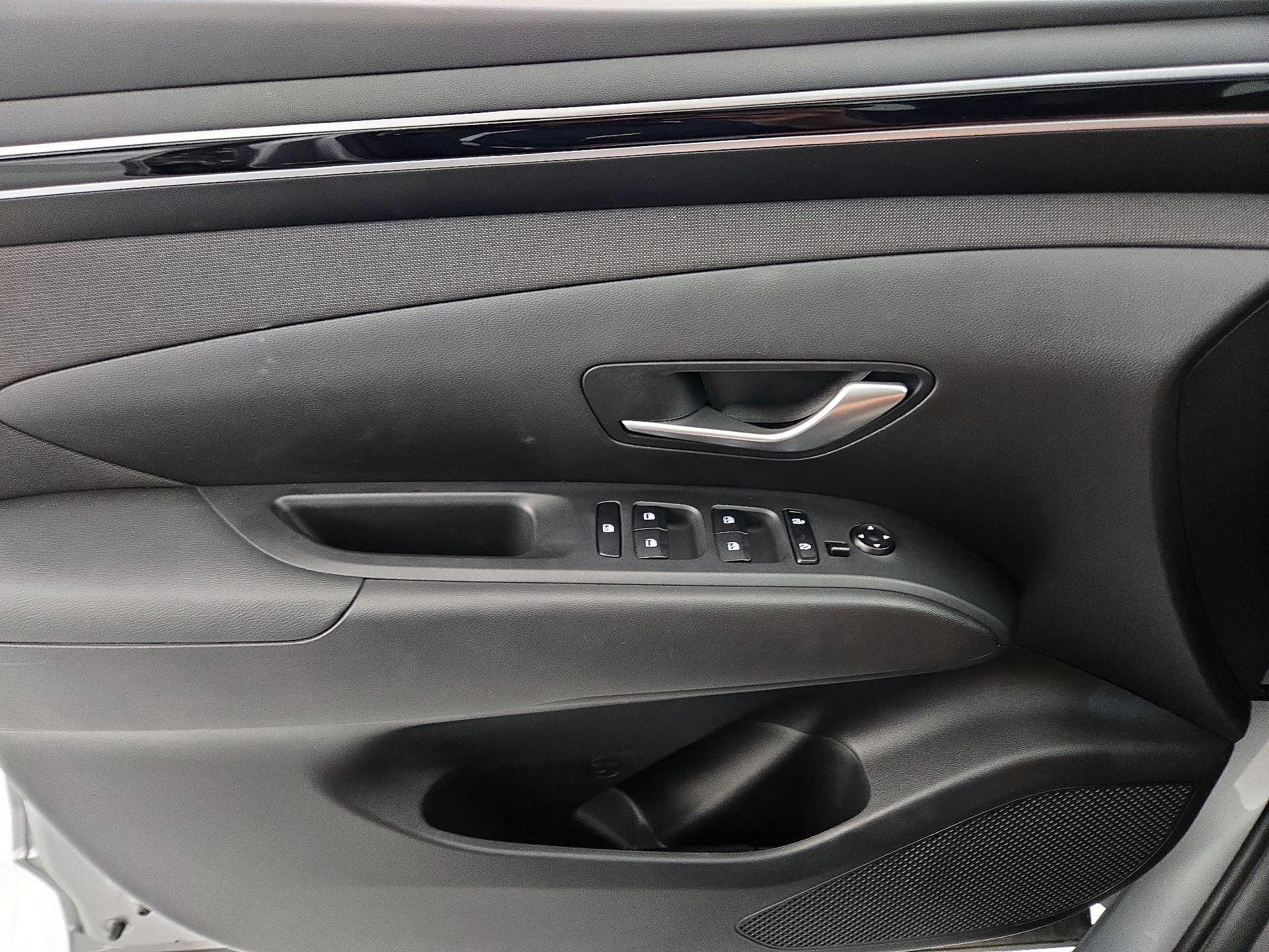 Thumbnail: 2023 Hyundai Tucson - 12