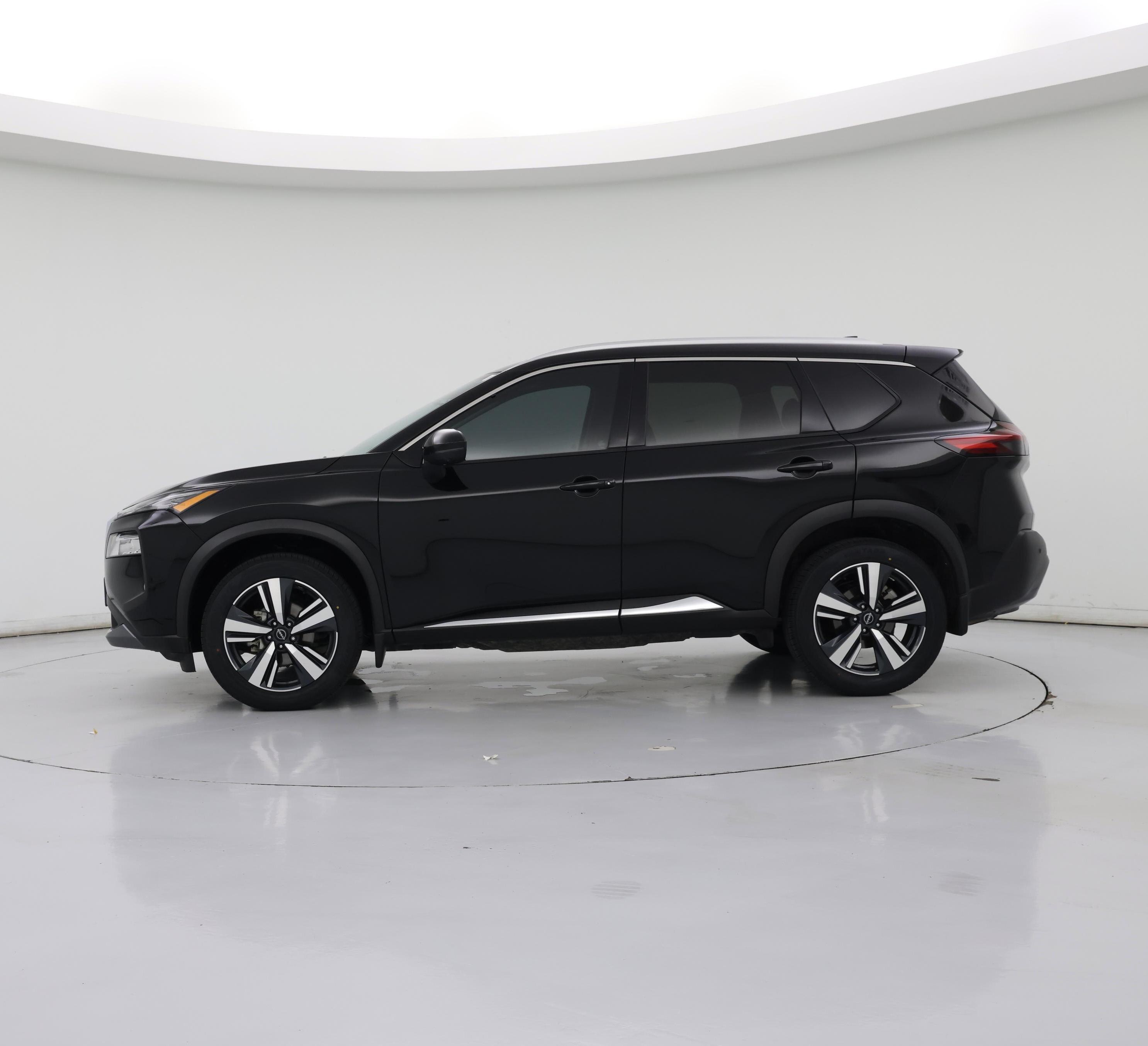 Thumbnail: 2023 Nissan Rogue - 3