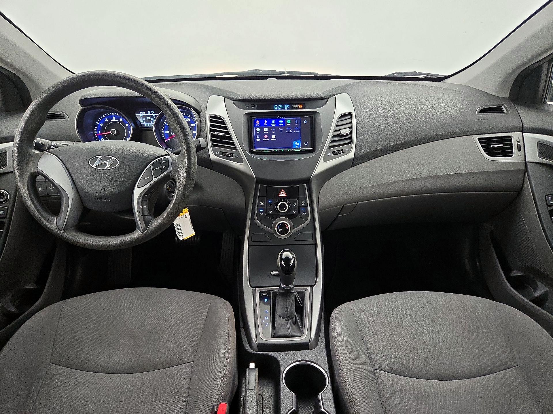 Thumbnail: 2016 Hyundai Elantra - 9