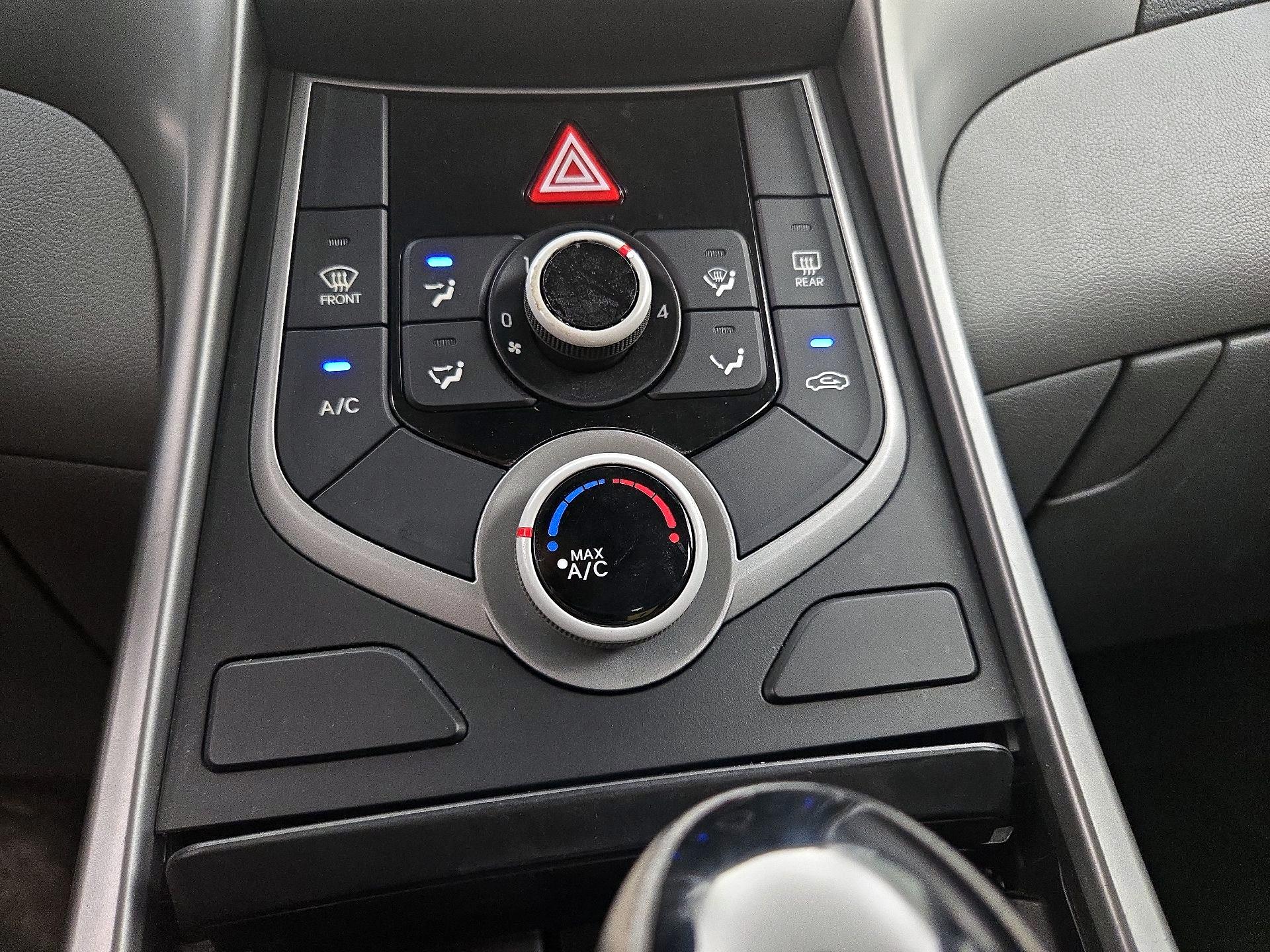 Thumbnail: 2016 Hyundai Elantra - 16