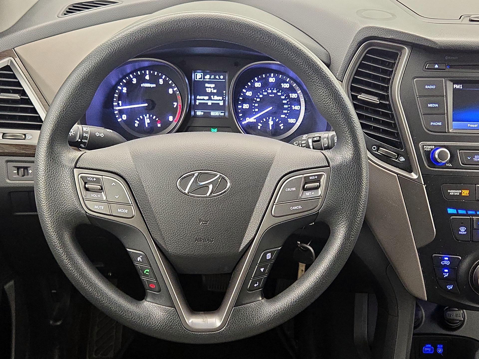 Thumbnail: 2018 Hyundai Santa Fe - 10