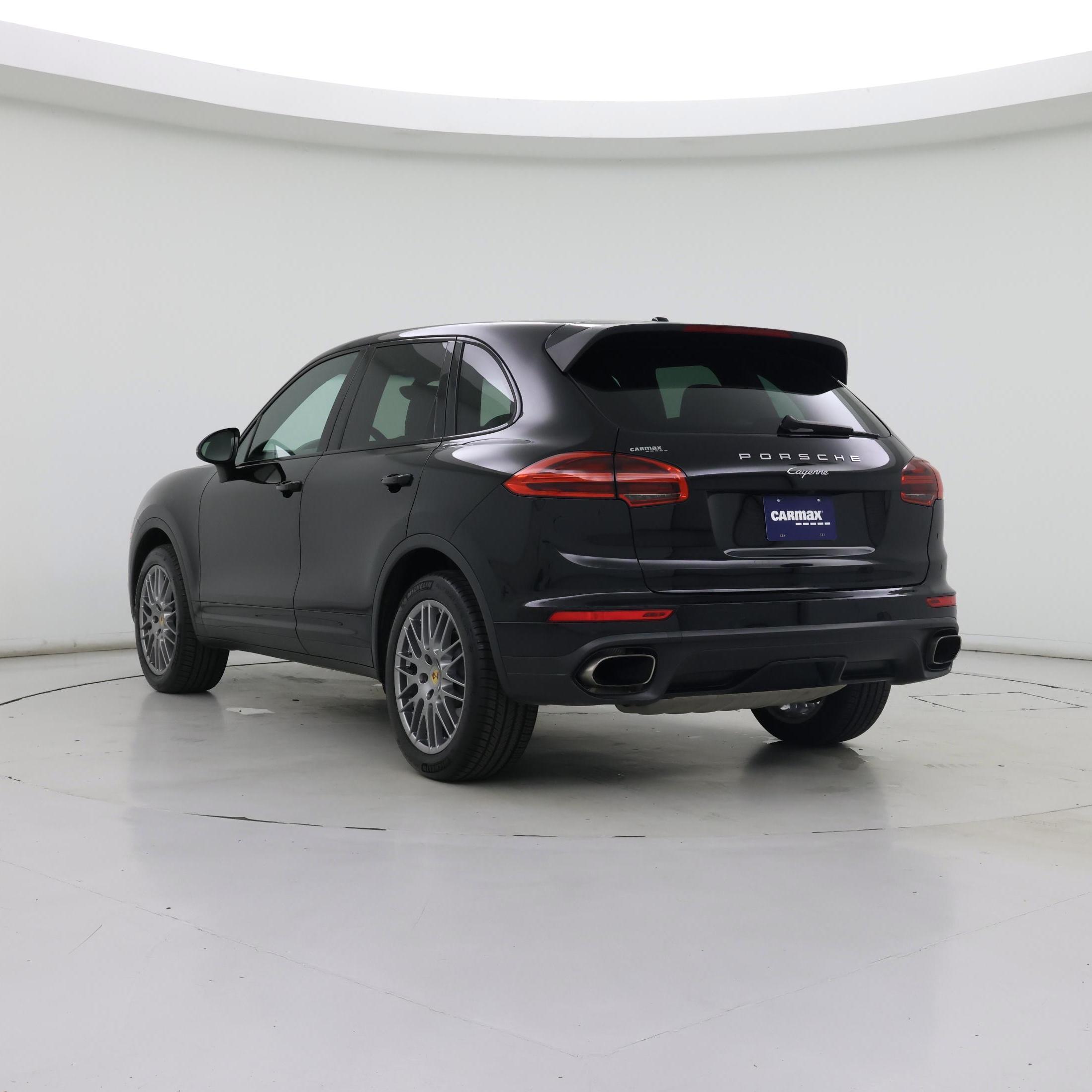 Thumbnail: 2016 Porsche Cayenne - 2