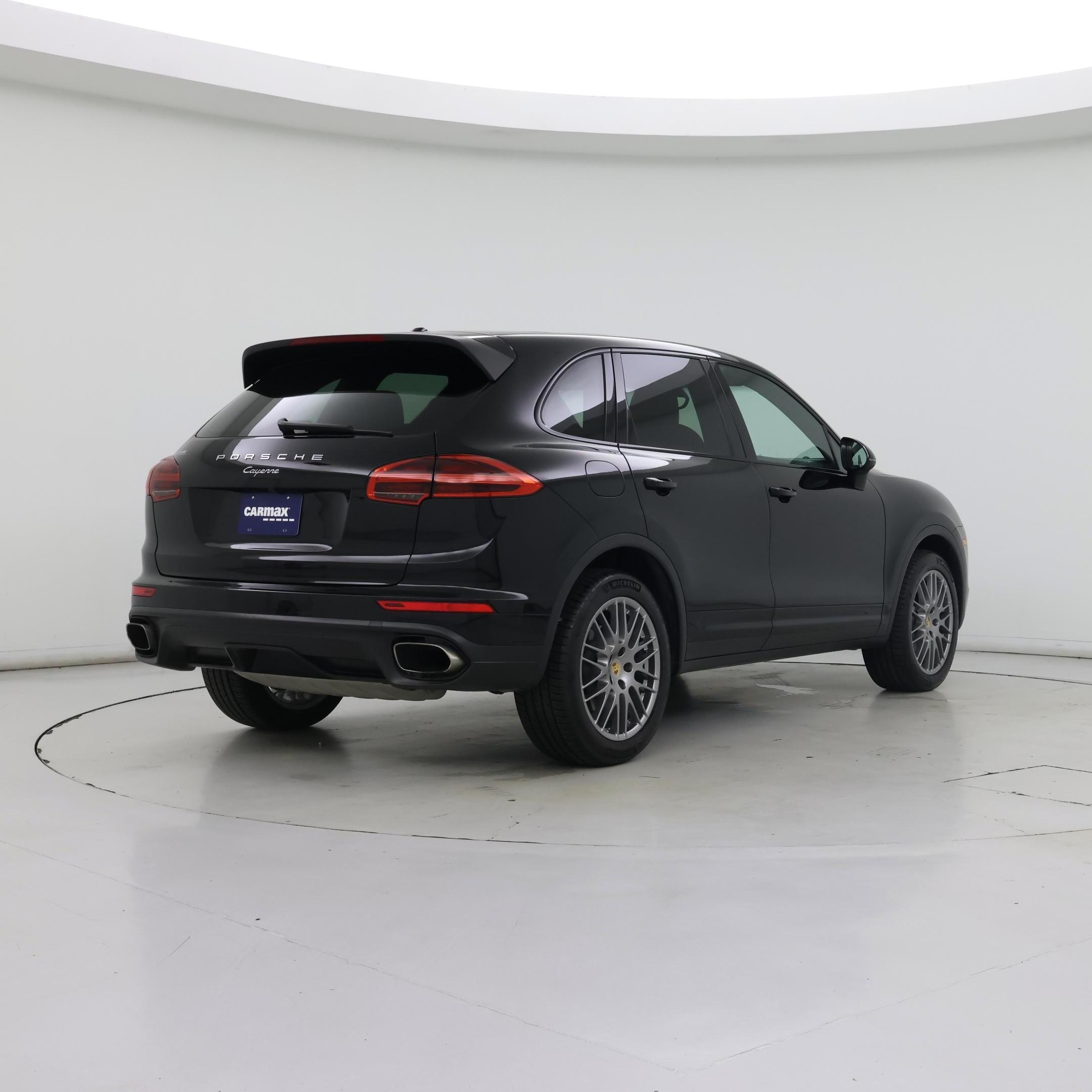 Thumbnail: 2016 Porsche Cayenne - 8