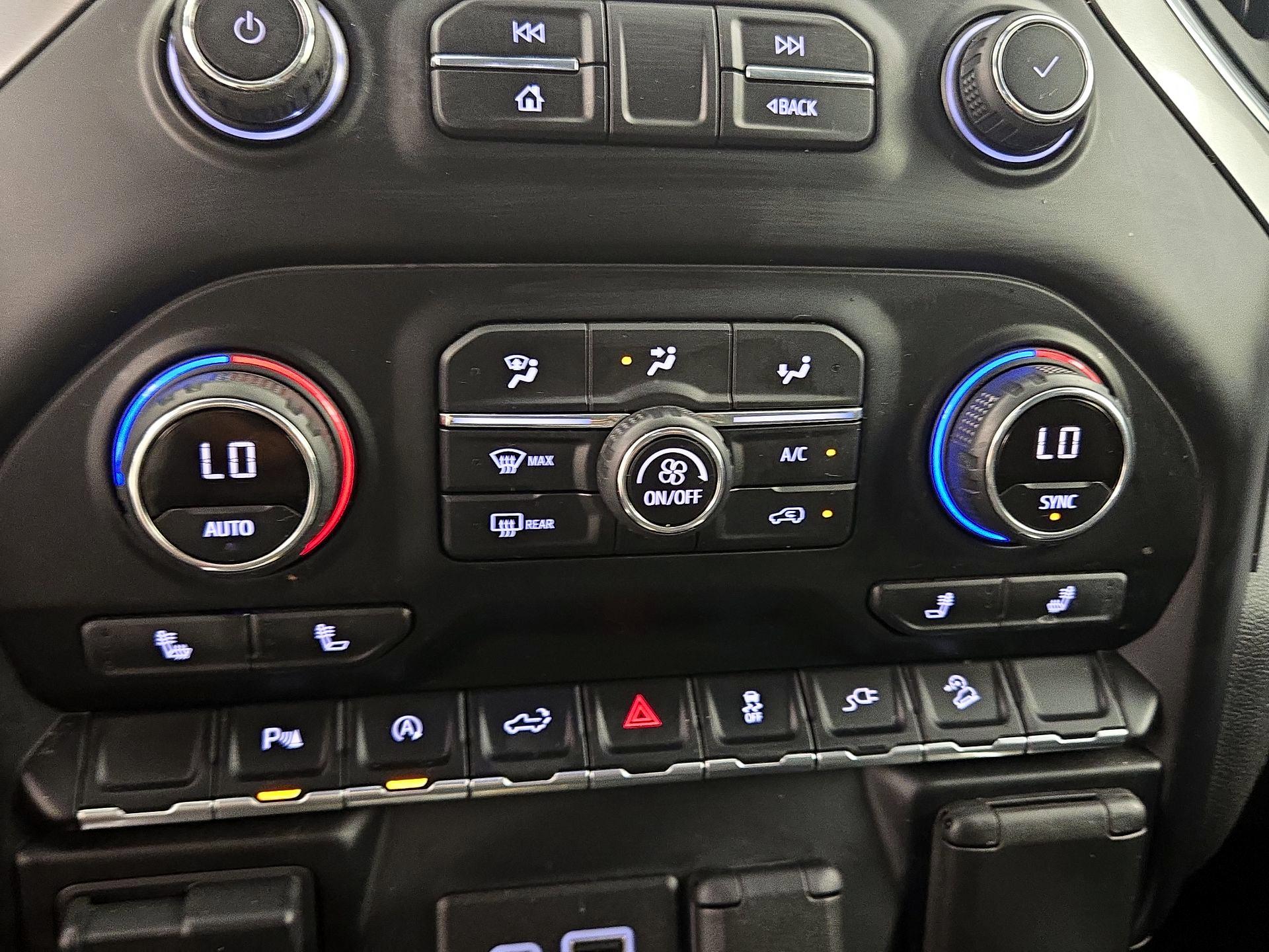 Thumbnail: 2021 Chevrolet Silverado 1500 - 16
