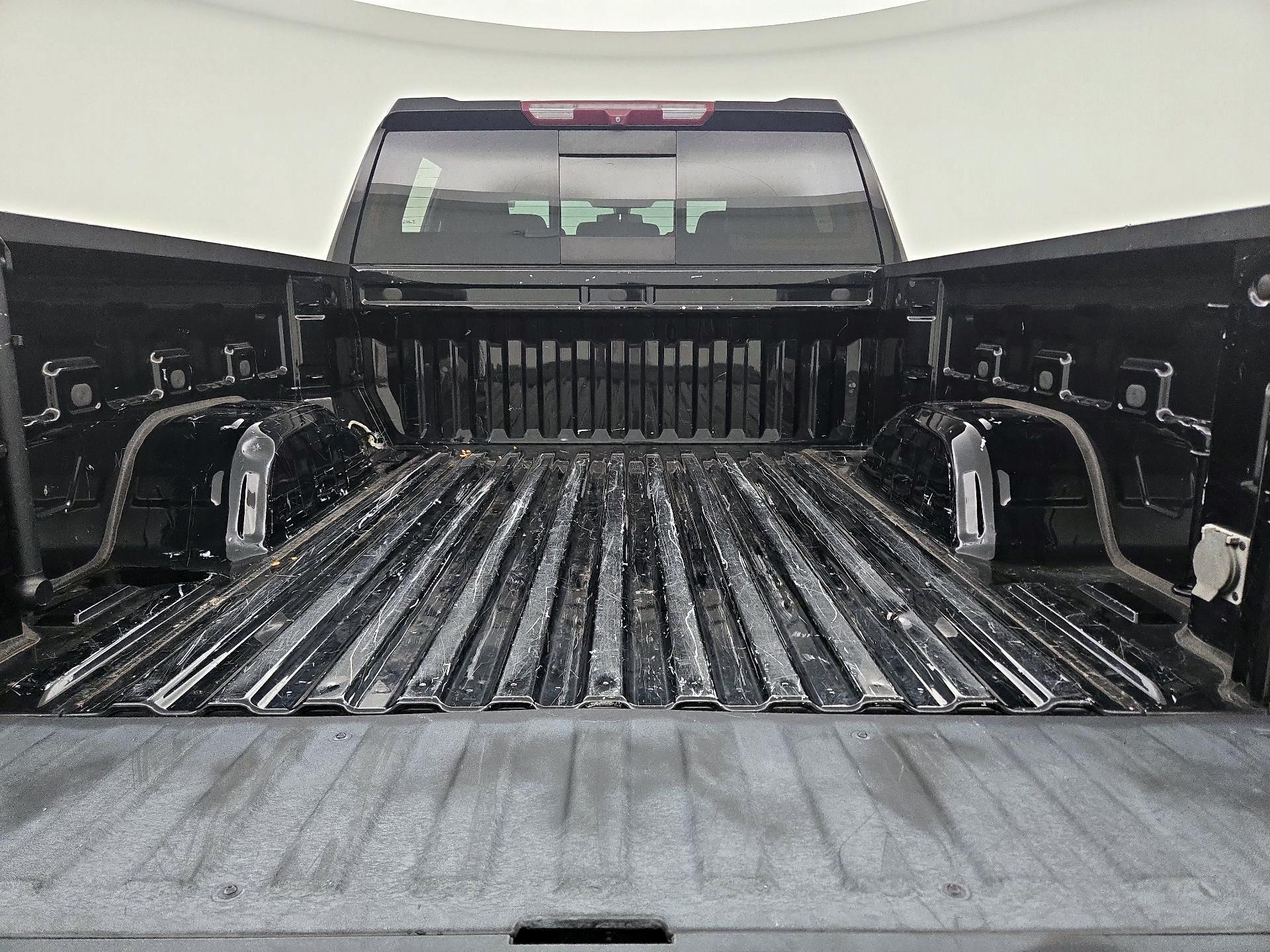 Thumbnail: 2021 Chevrolet Silverado 1500 - 20
