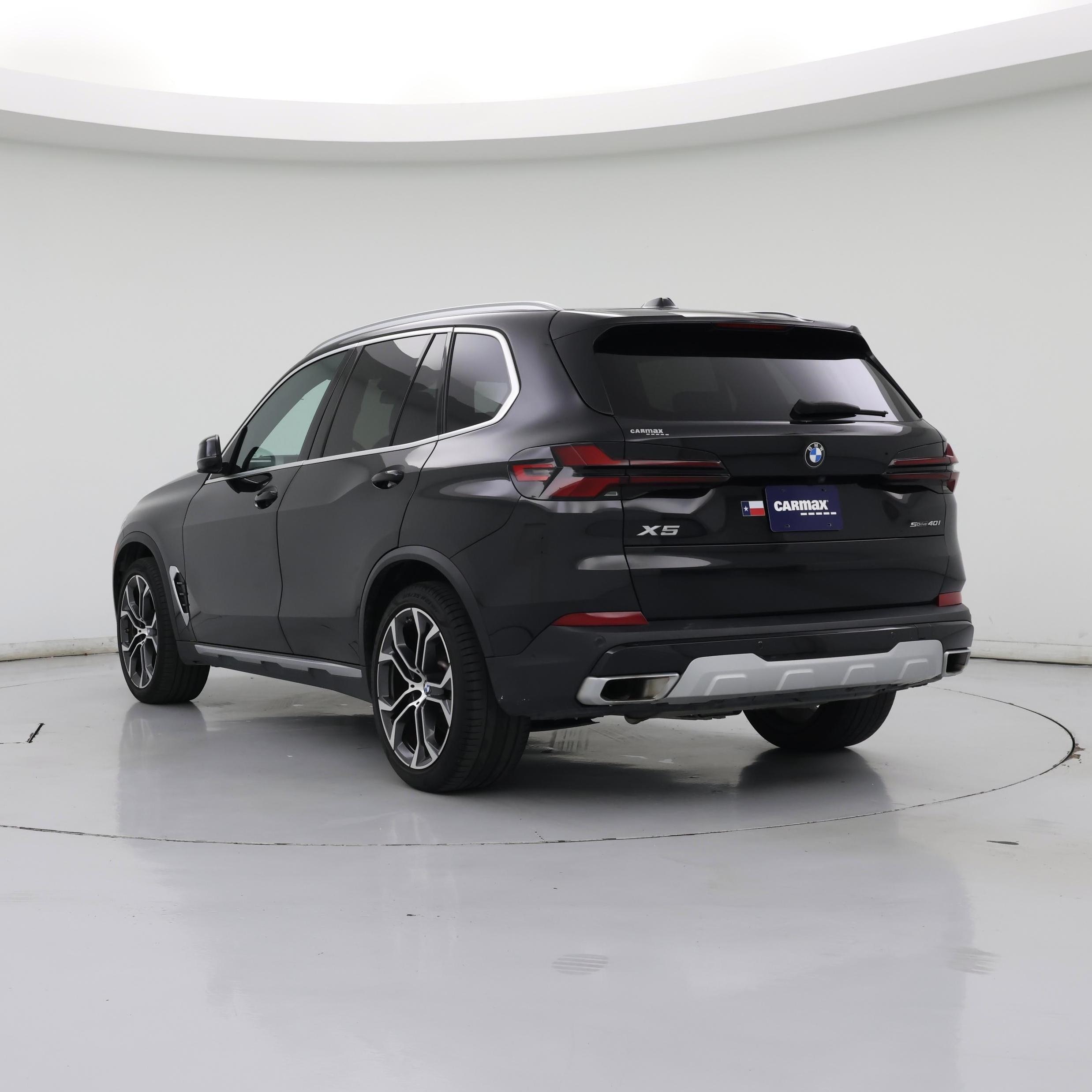 Thumbnail: 2024 BMW X5 - 2