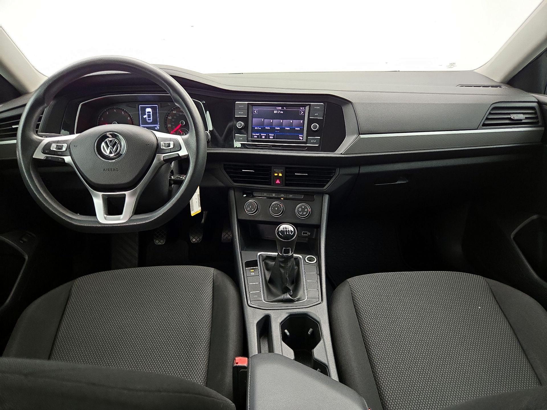 Thumbnail: 2019 Volkswagen Jetta - 9