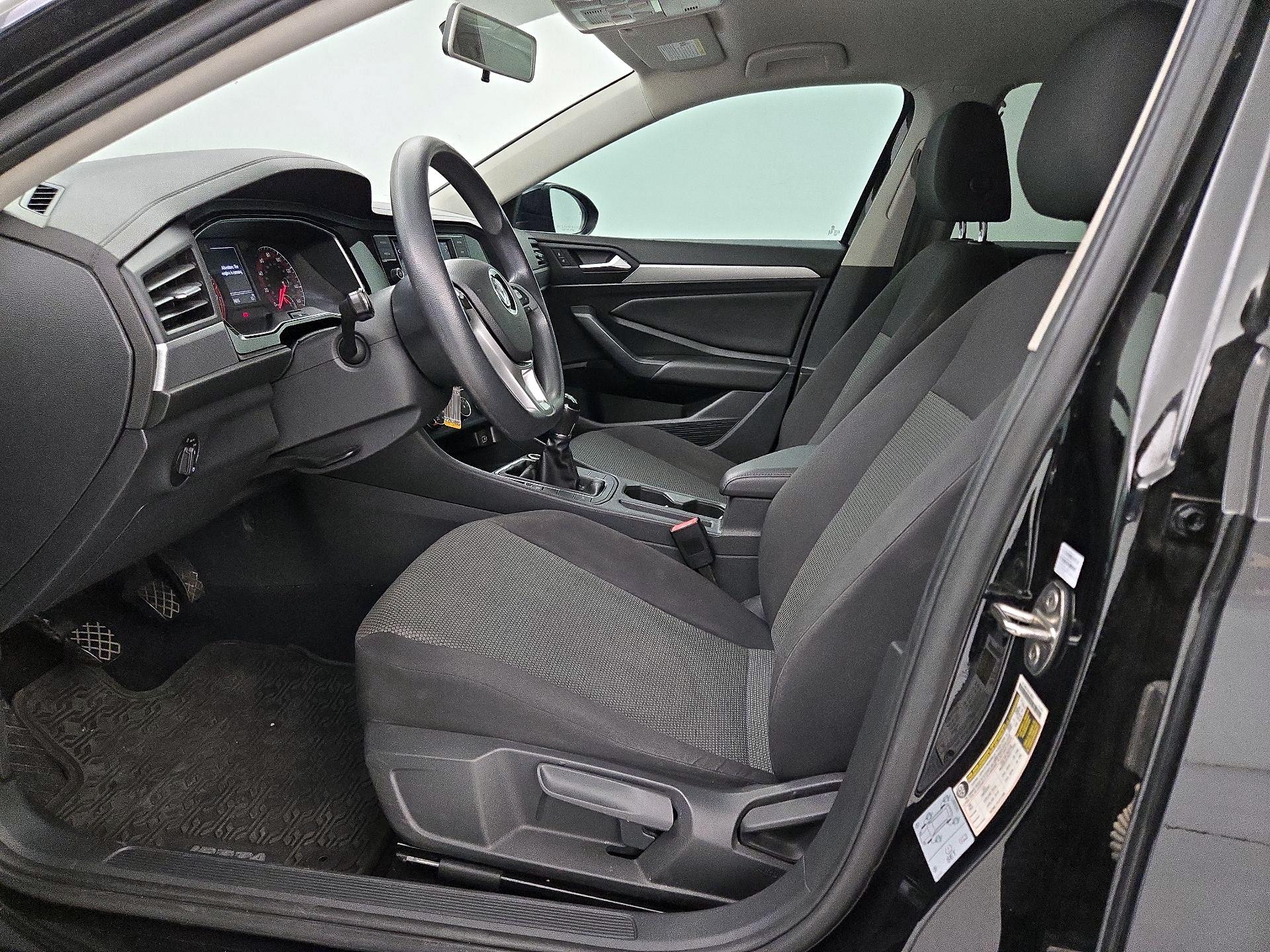 Thumbnail: 2019 Volkswagen Jetta - 11