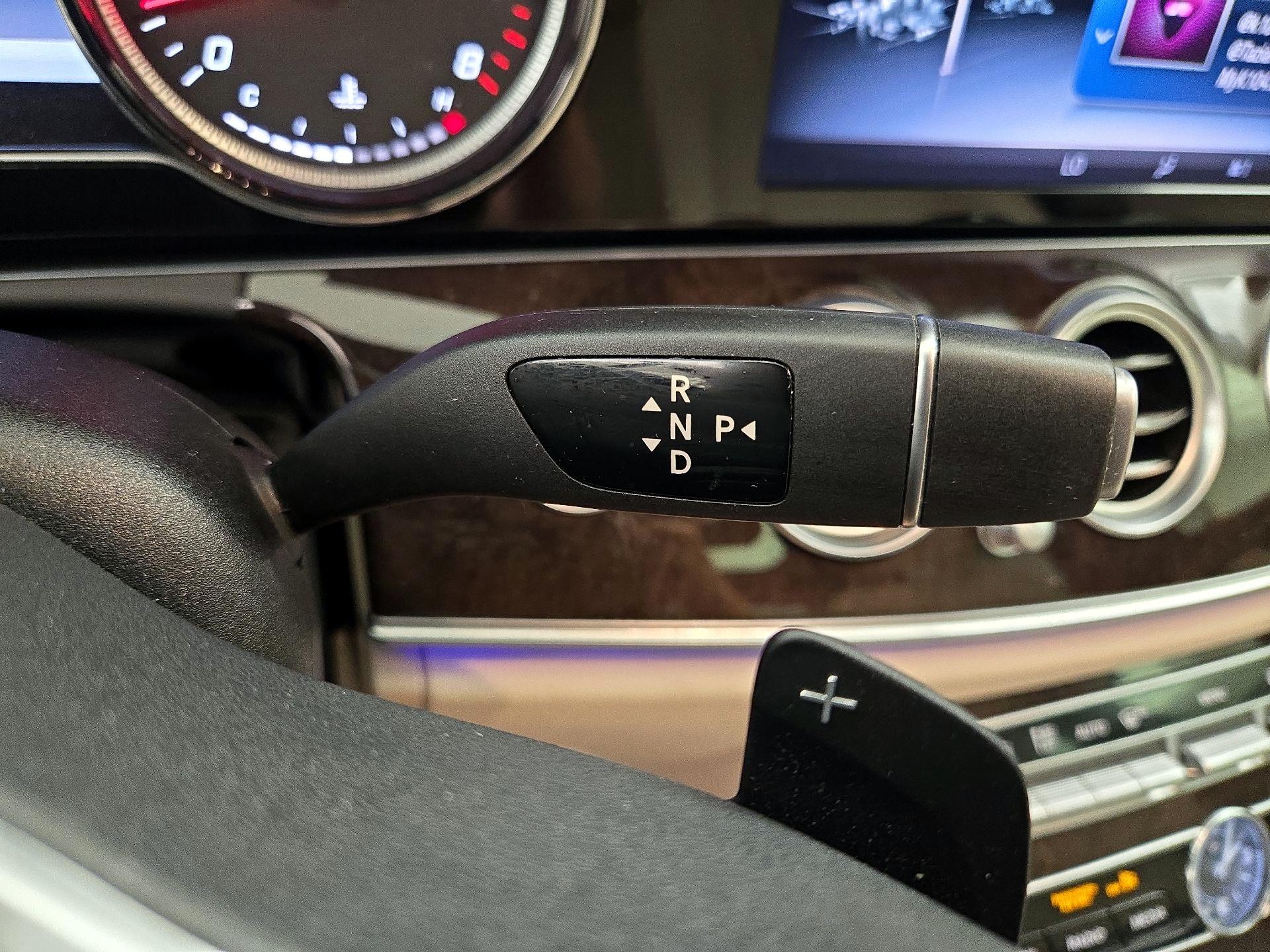 Thumbnail: 2019 Mercedes-Benz E-Class - 18
