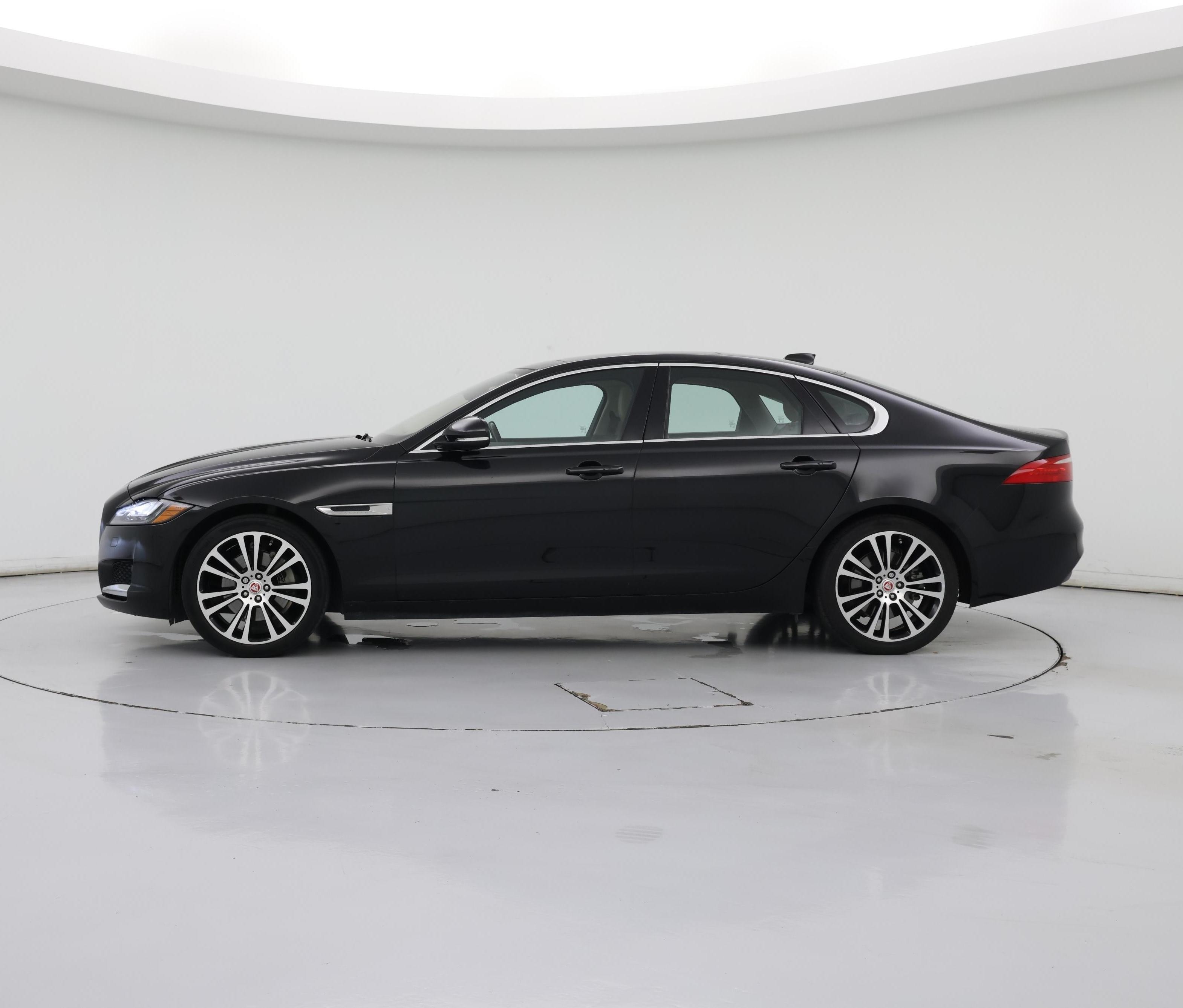 Thumbnail: 2020 Jaguar XF - 3