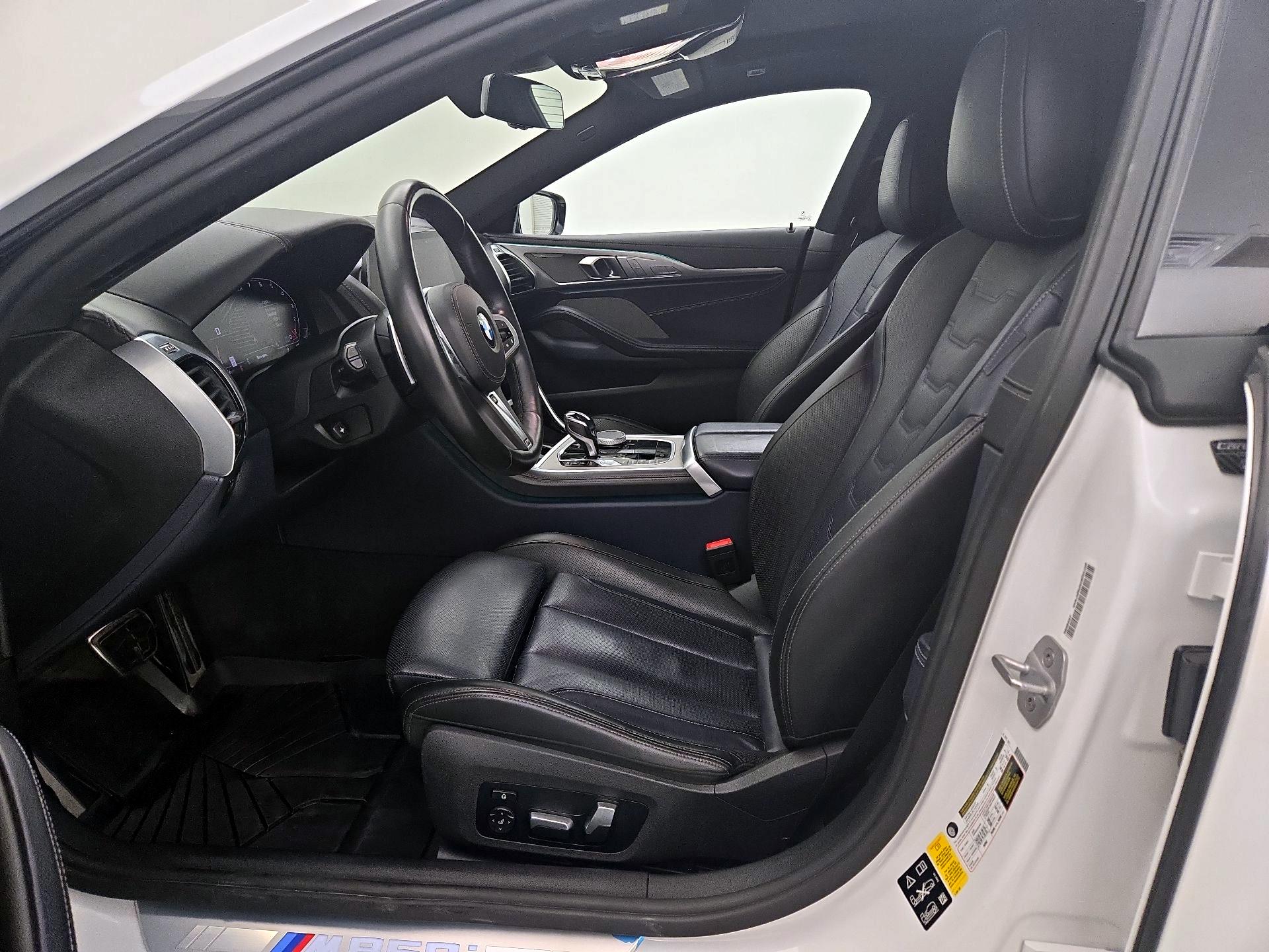 Thumbnail: 2020 BMW 8 Series - 11