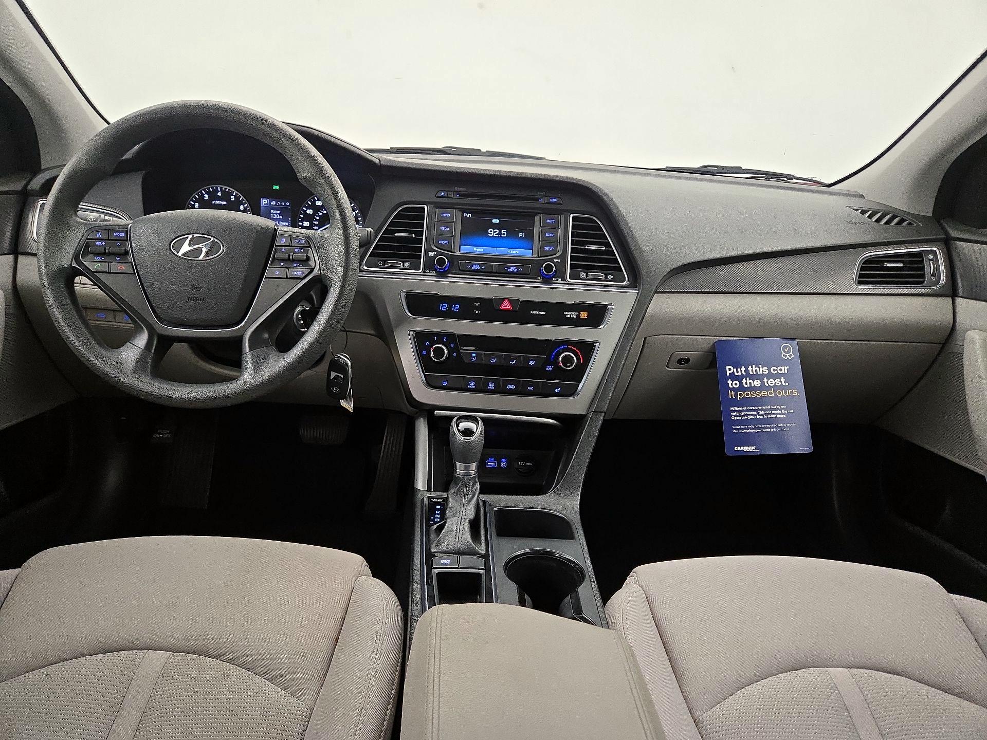 Thumbnail: 2015 Hyundai Sonata - 9