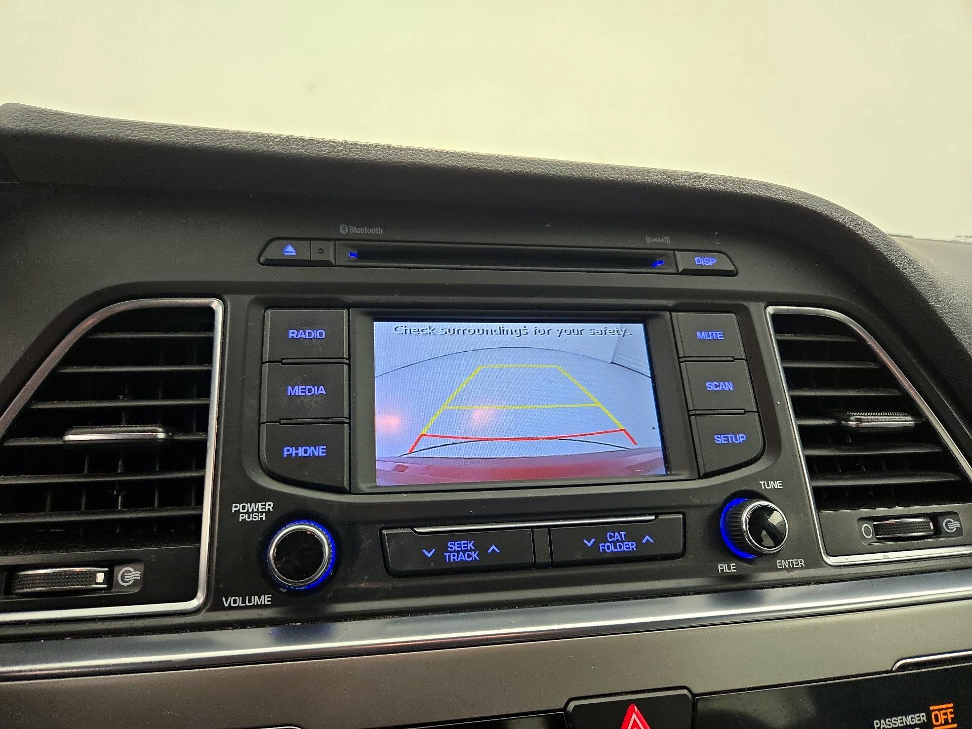 Thumbnail: 2015 Hyundai Sonata - 14