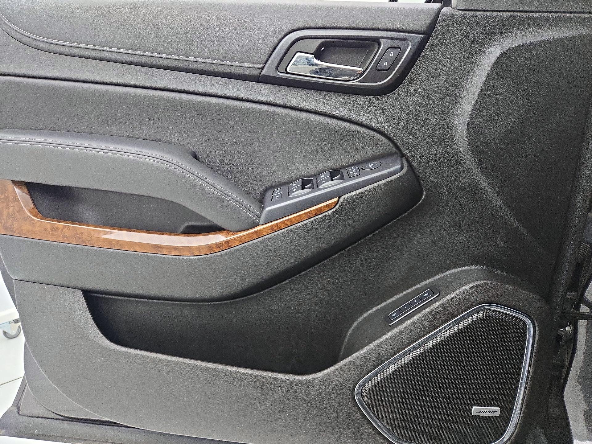 Thumbnail: 2018 Chevrolet Tahoe - 12