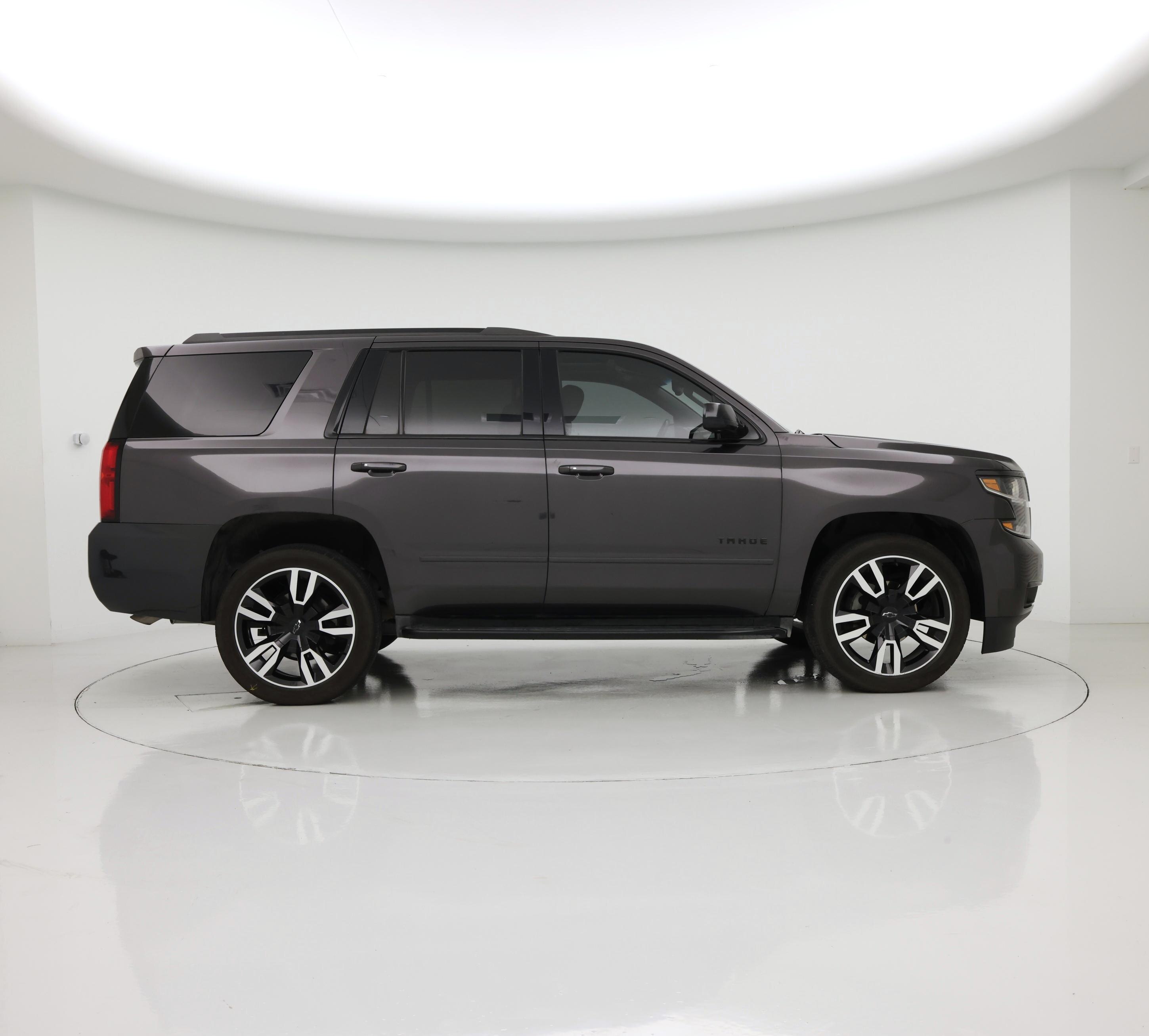 Thumbnail: 2018 Chevrolet Tahoe - 7