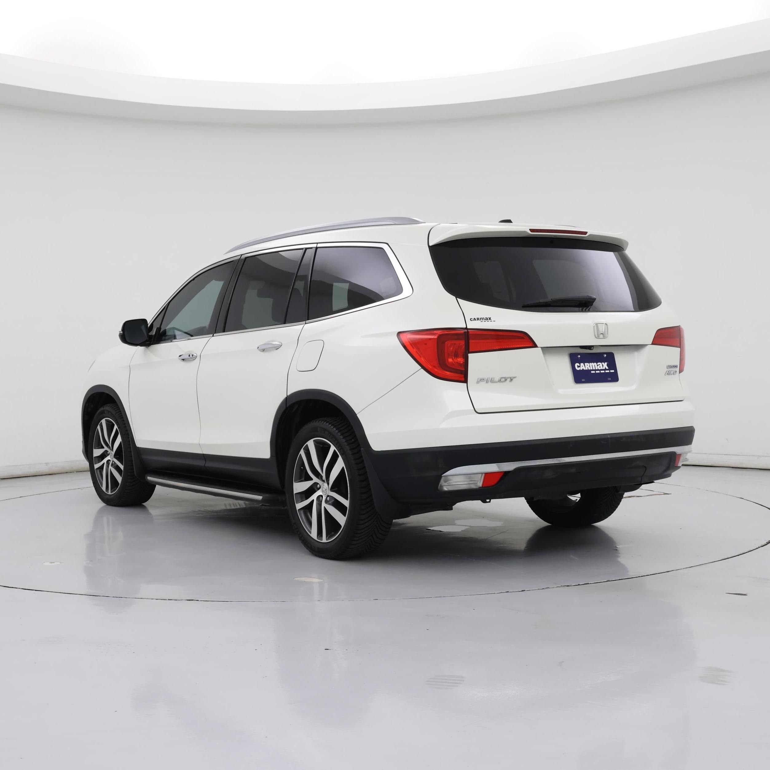 Thumbnail: 2016 Honda Pilot - 2
