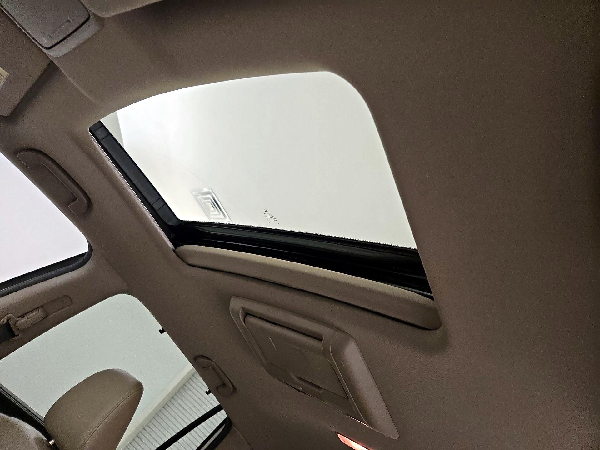 Thumbnail: 2016 Honda Pilot - 20