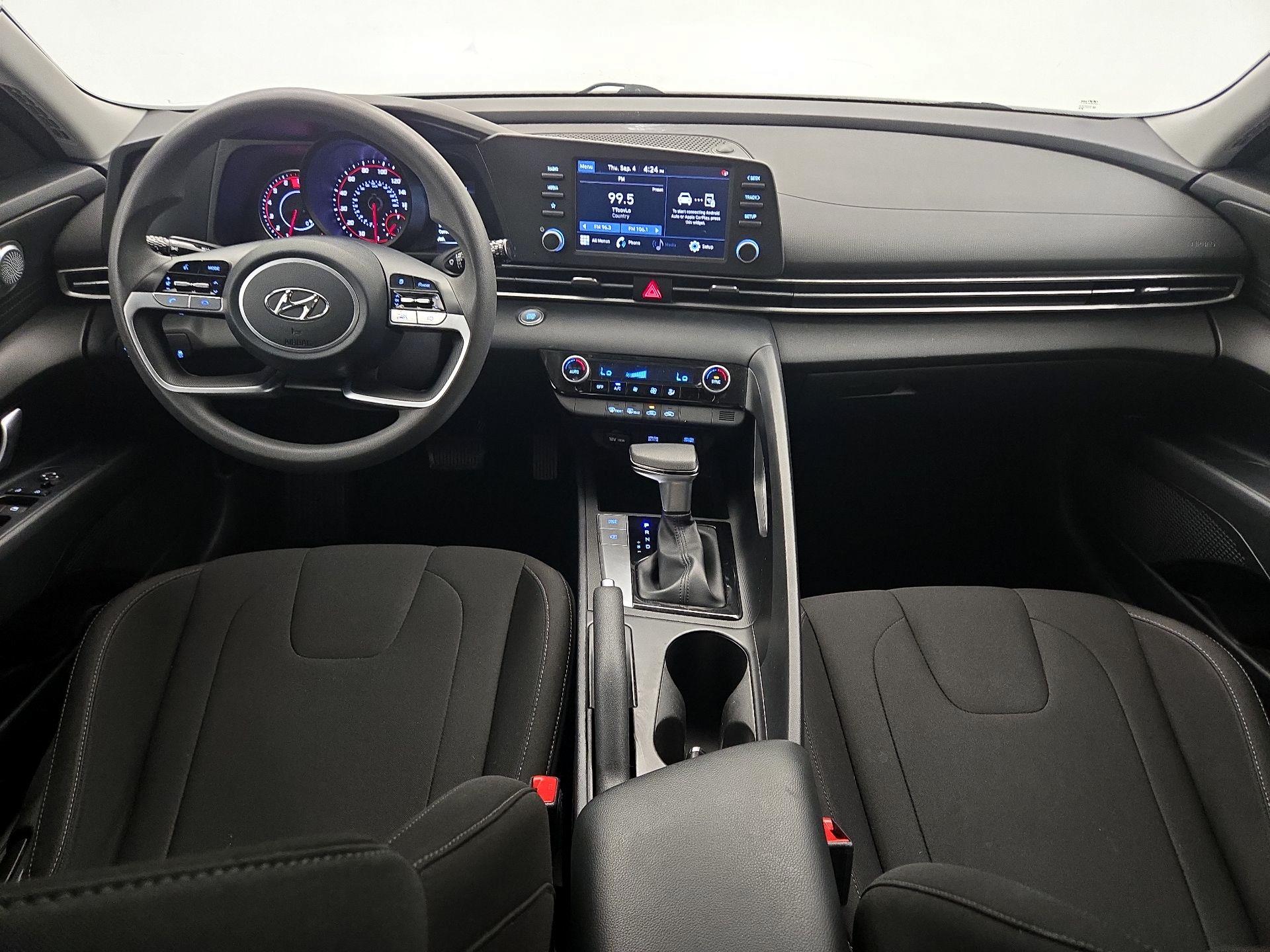 Thumbnail: 2022 Hyundai Elantra - 9