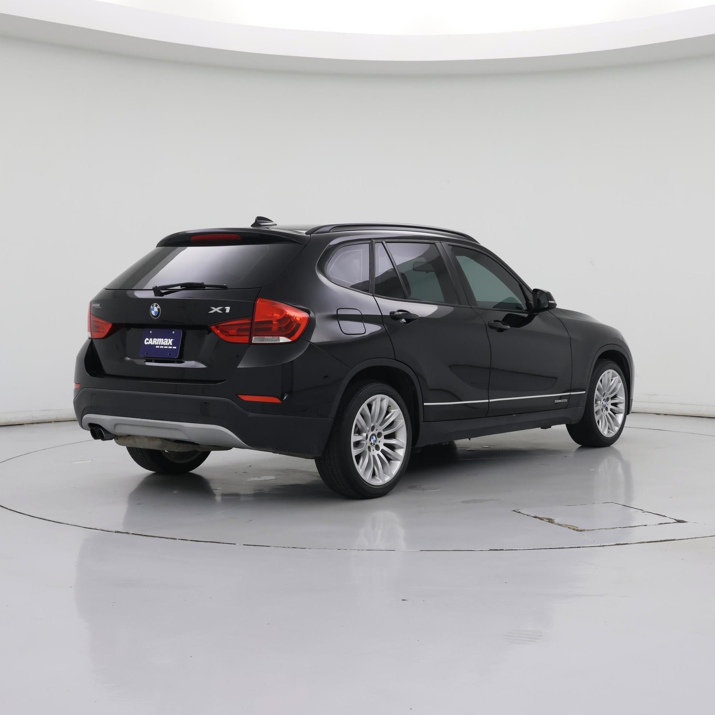 Thumbnail: 2015 BMW X1 - 8