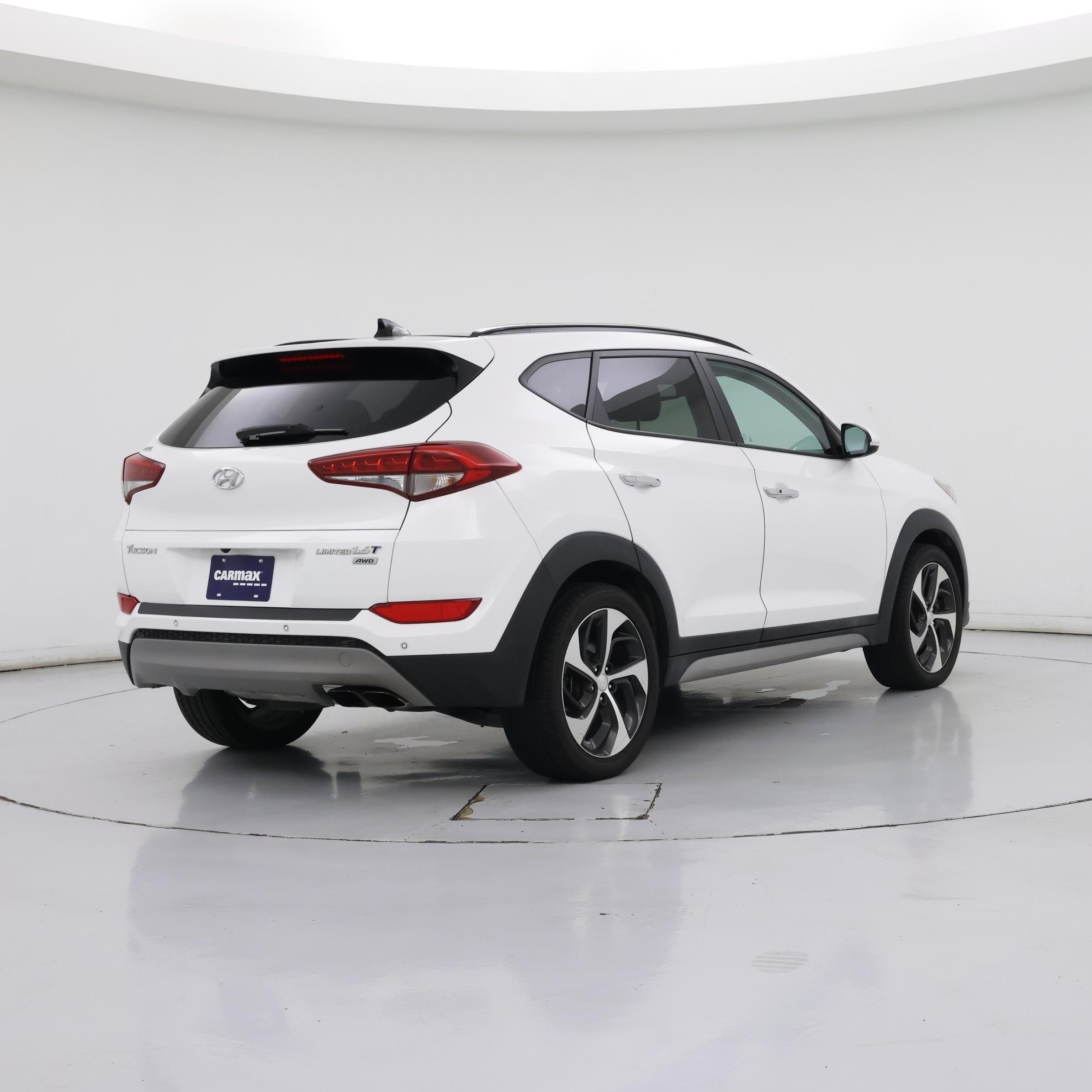 Thumbnail: 2017 Hyundai Tucson - 8
