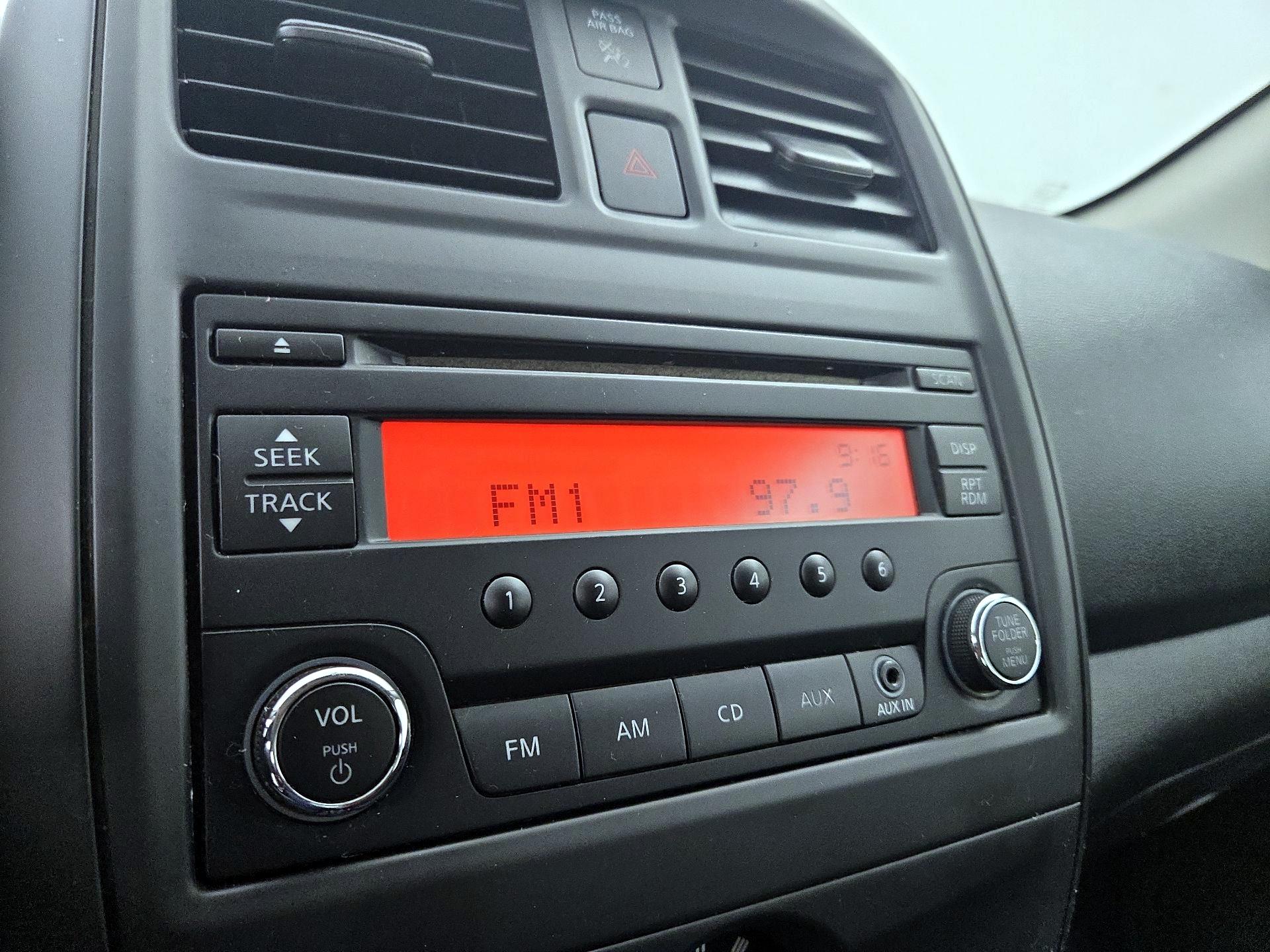 Thumbnail: 2015 Nissan Versa - 14